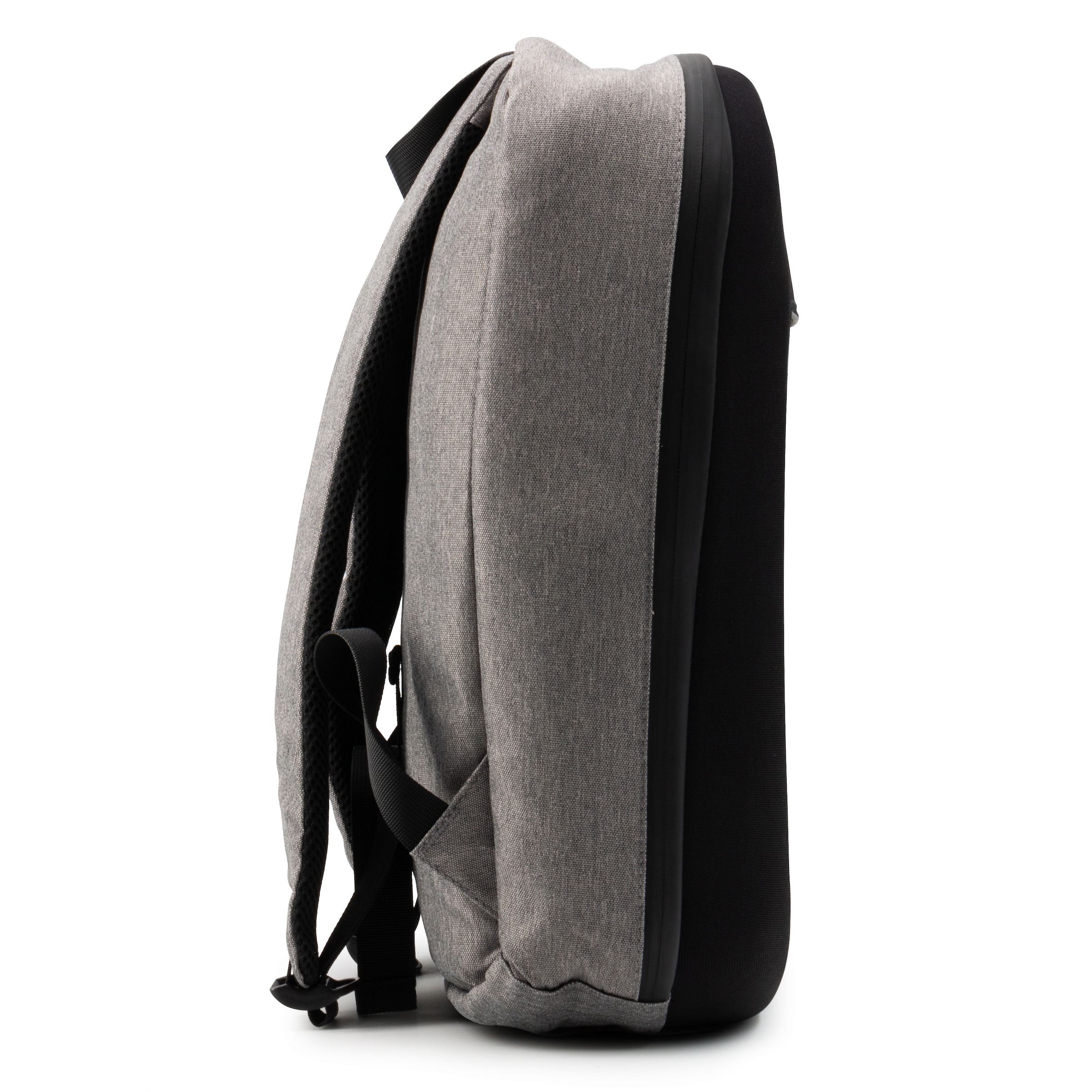 Hyrican Gaming-Laptoprucksack »Striker Game Bag JUMPER NOZ01494, mit App gesteuerte RBG-LEDs, Für Notebooks bis 15,6 Zoll, gepolsterte Schultergurte, besonders widerstandsfähige Hartschale«