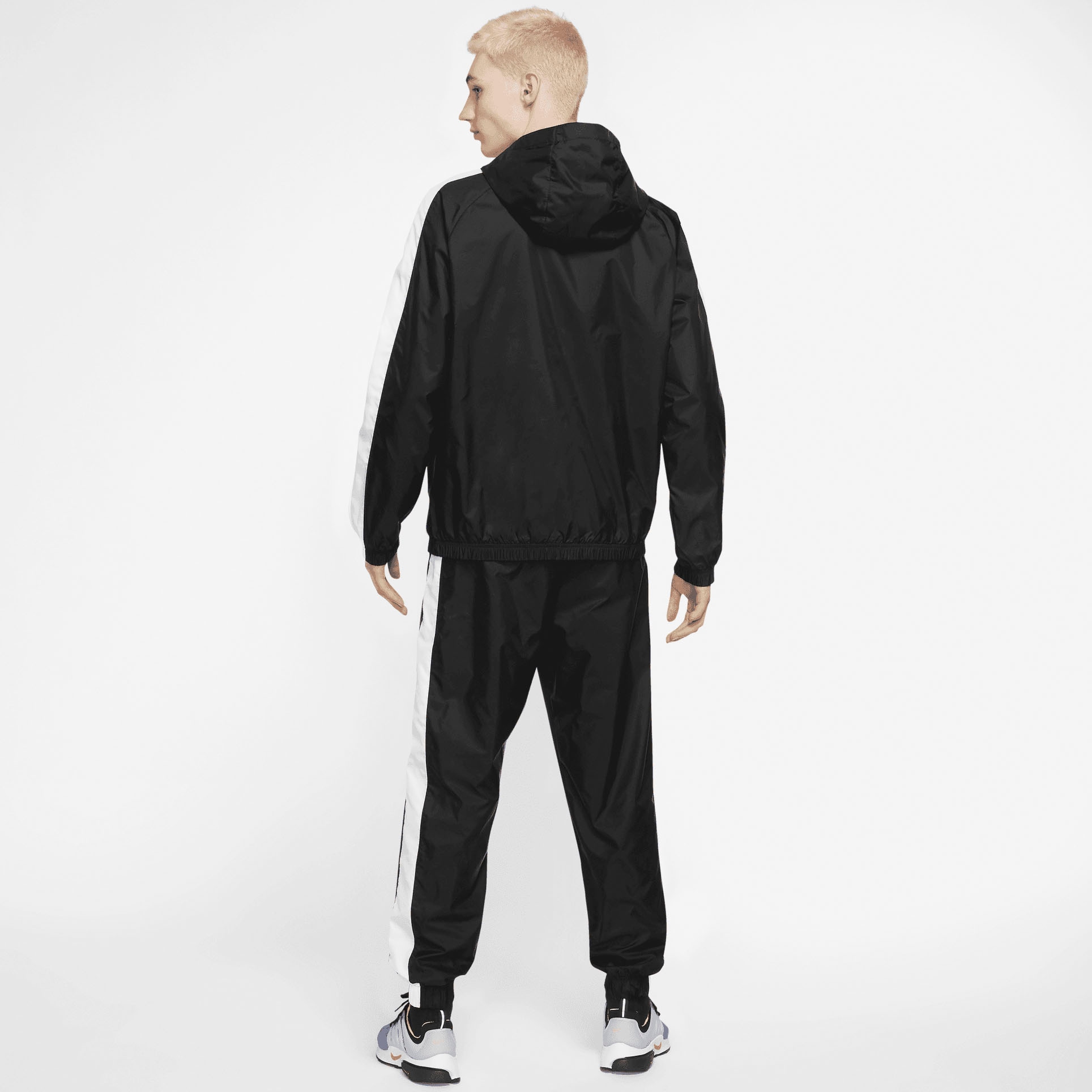 Nike Sportswear Trainingsanzug »MEN'S HOODED WOVEN TRACKSUIT«