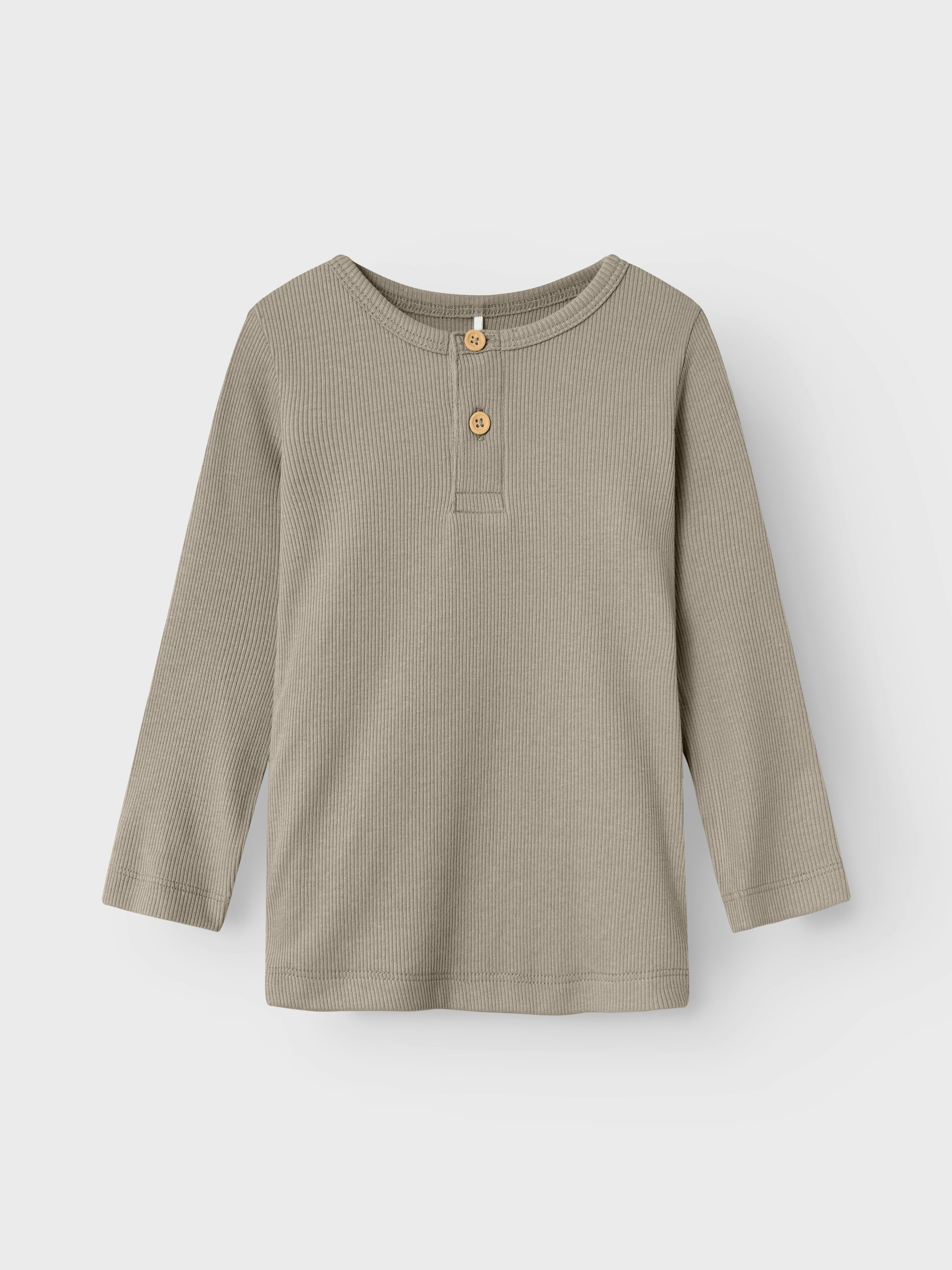 Name It Langarmshirt »NMMKAB LS TOP NOOS«, im Henley-Stil - mit kurzer Knopfleise am Ausschnitt