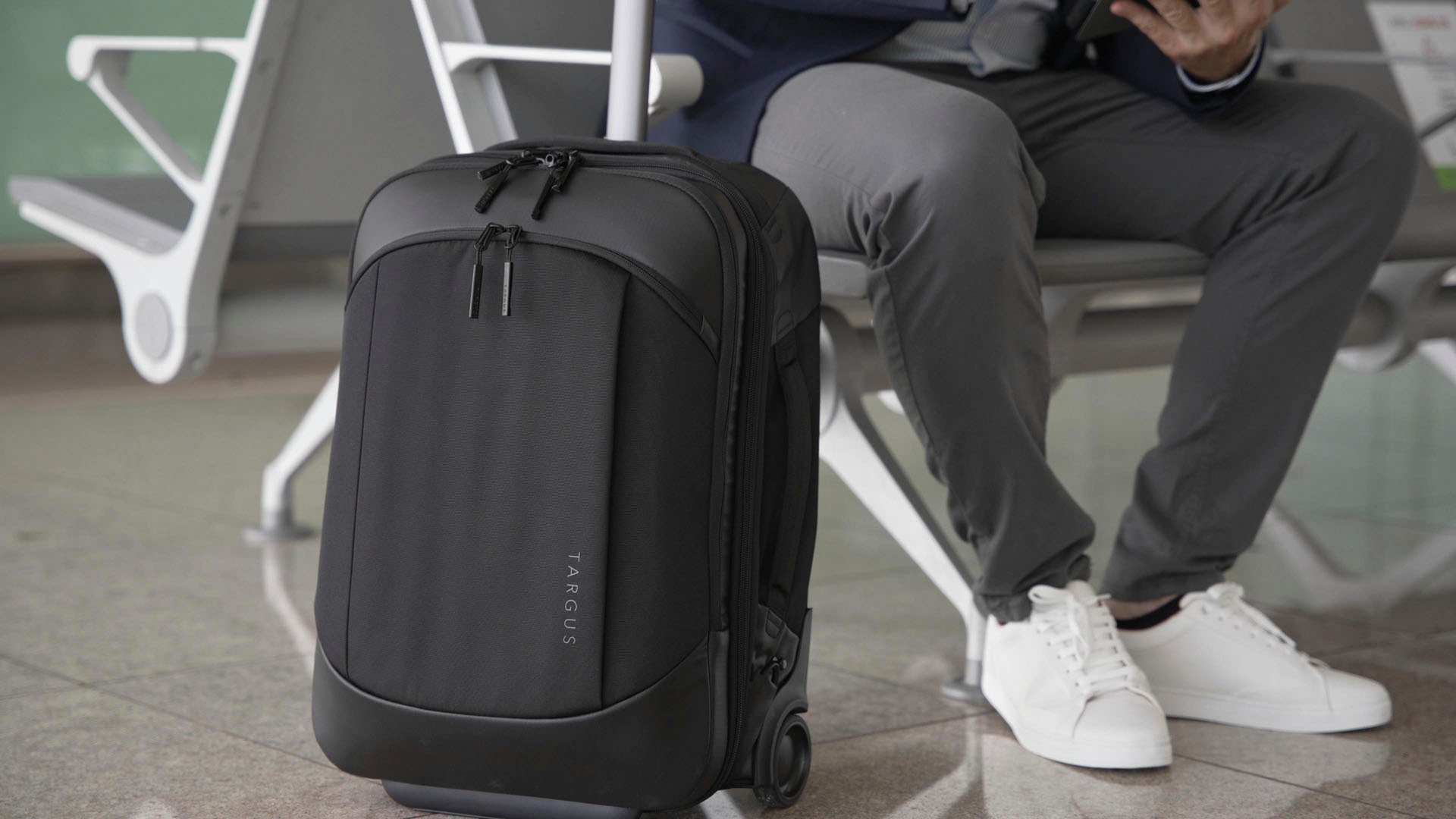 Targus bei shoppen Rolling Schweiz »Mobile Jelmoli-Versand 15.6 Laptoptasche Backpack« online Tech Traveller
