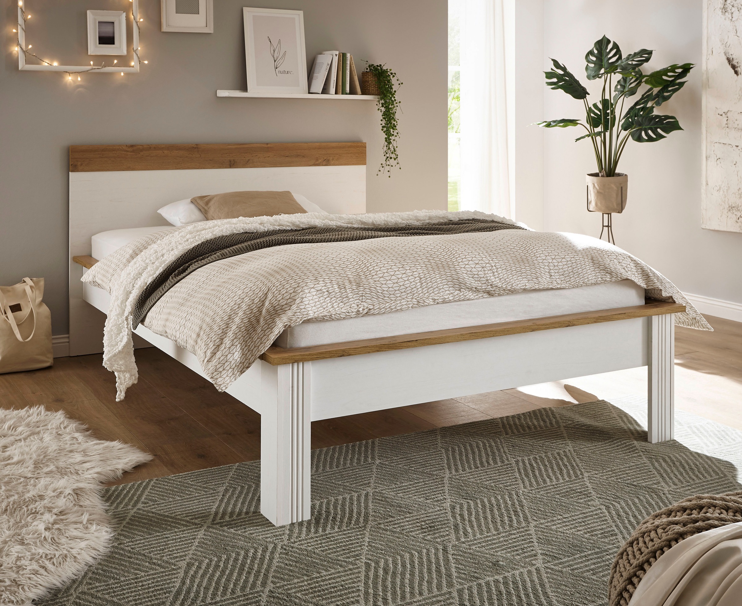 Home affaire Einzelbett »WESTMINSTER Bett im Landhausstil, Doppelbett, Bettgestell« in verschiedenen Farben verfügbar, Liegefläche 90/140/180x200 cm