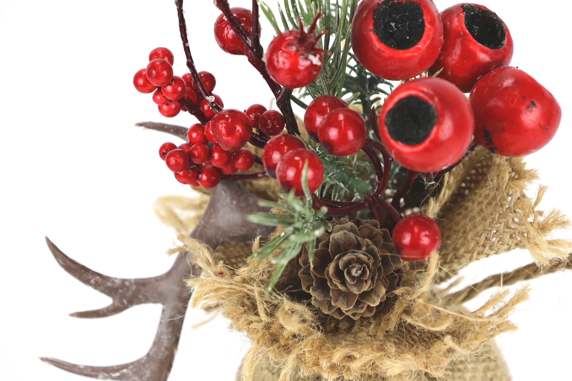 I.GE.A. Winterliche Kunstpflanze »Weihnachtsgesteck mit mit 1x Hirsch Set,«, Kunstblumen-Arrangement im online Horn Weihnachtsdeko in 2er 1x Jute, und