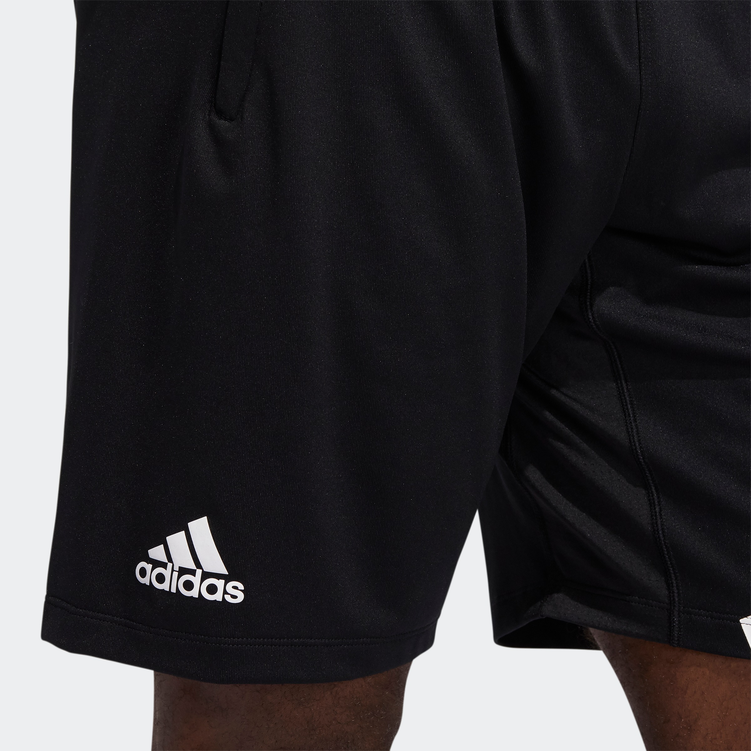 short adidas 4krft