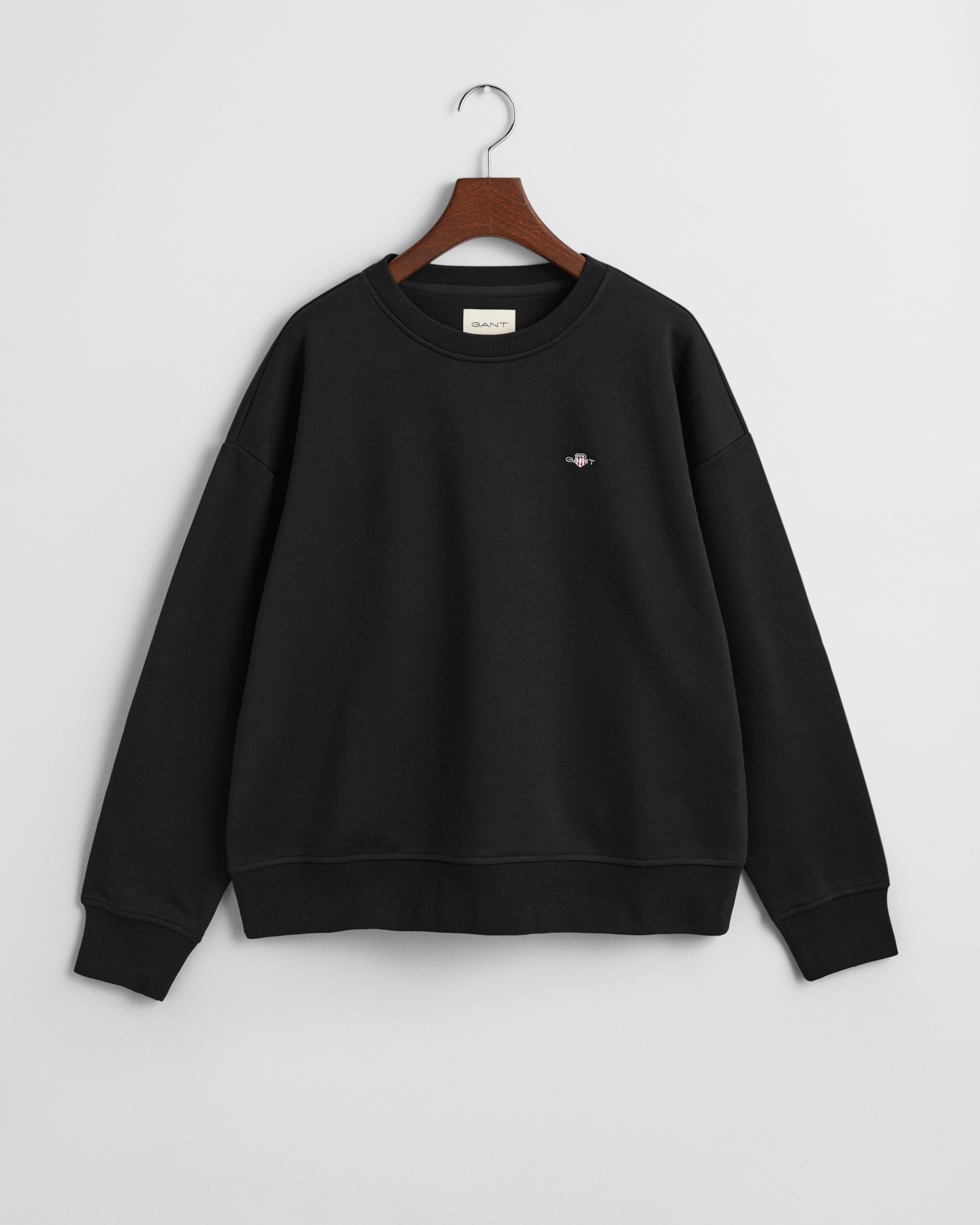 Gant Sweatshirt »SHIELD C-NECK SWEAT«, Grafische GANT-Stickerei auf der Brust