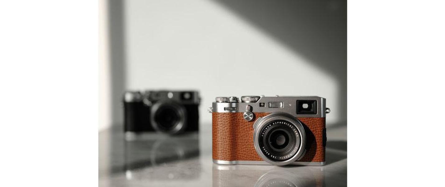 FUJIFILM Kompaktkamera »X100F«