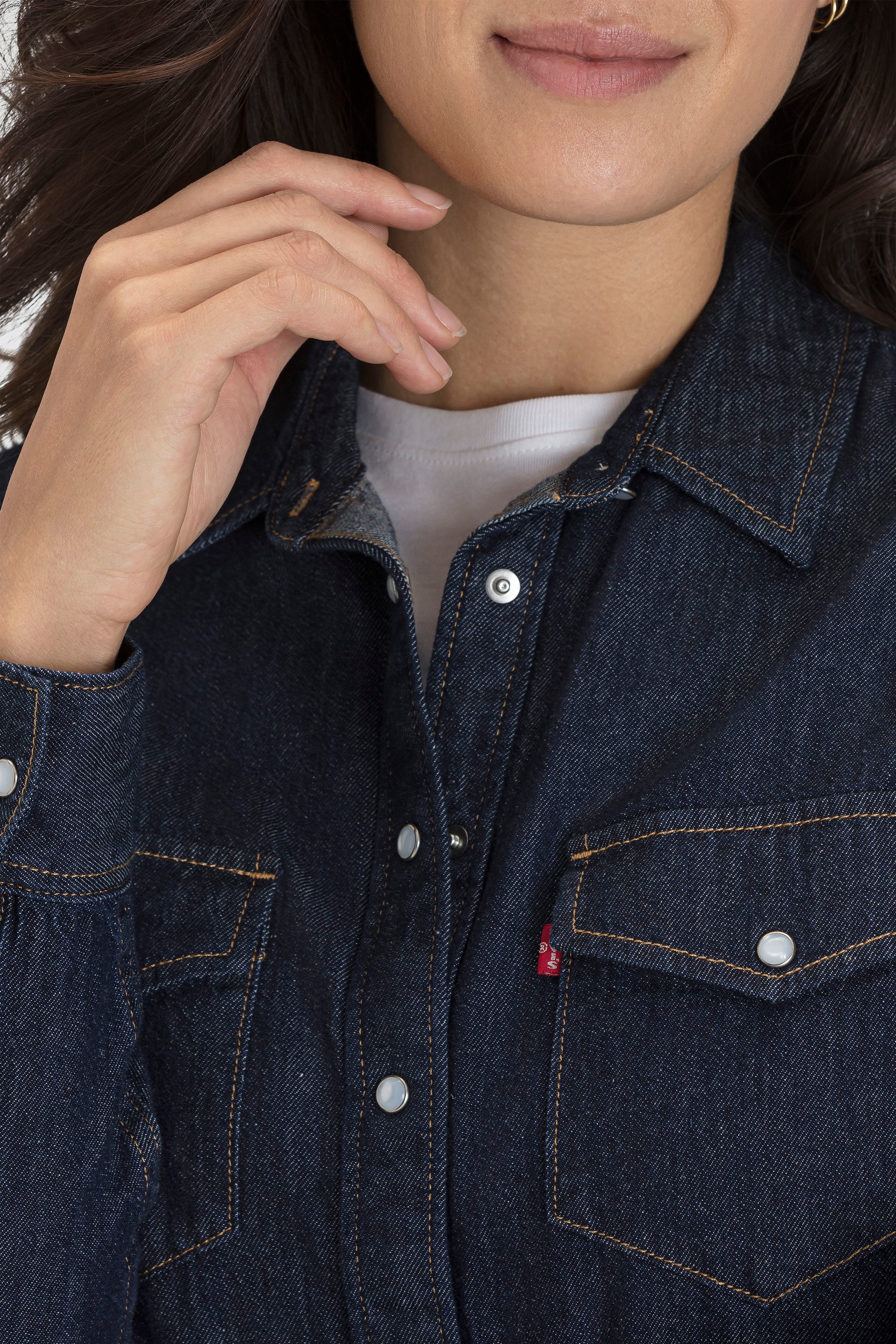 Levi's® Jeansbluse »ESSENTIAL WESTERN«, mit Brusttaschen mit Druckknöpfen