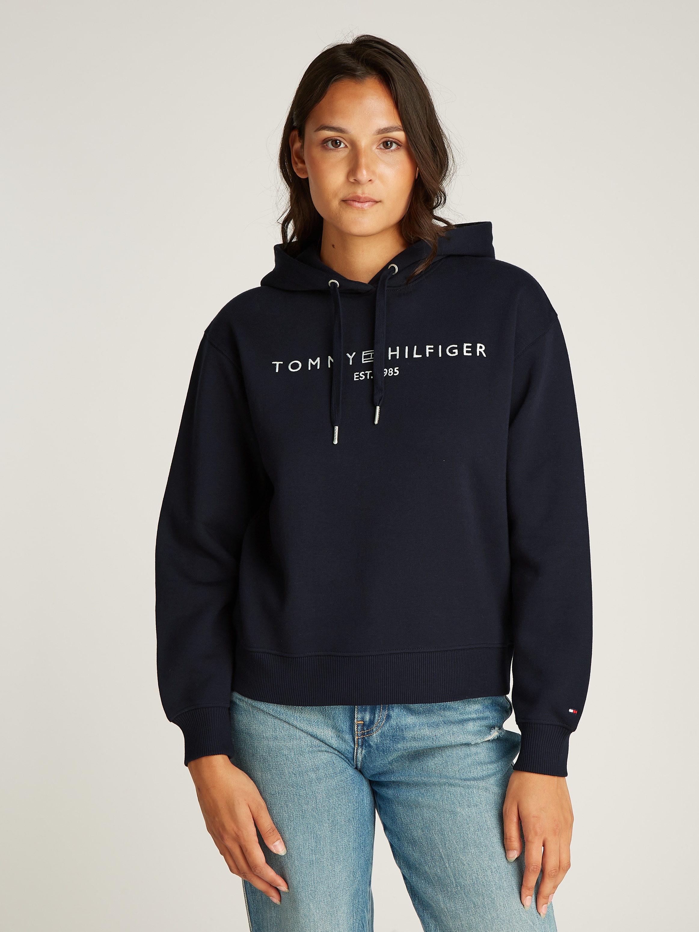 Tommy Hilfiger Kapuzensweatshirt »MDRN REG CORP LOGO HOODIE«, mit gesticktem Logo-Schriftzug