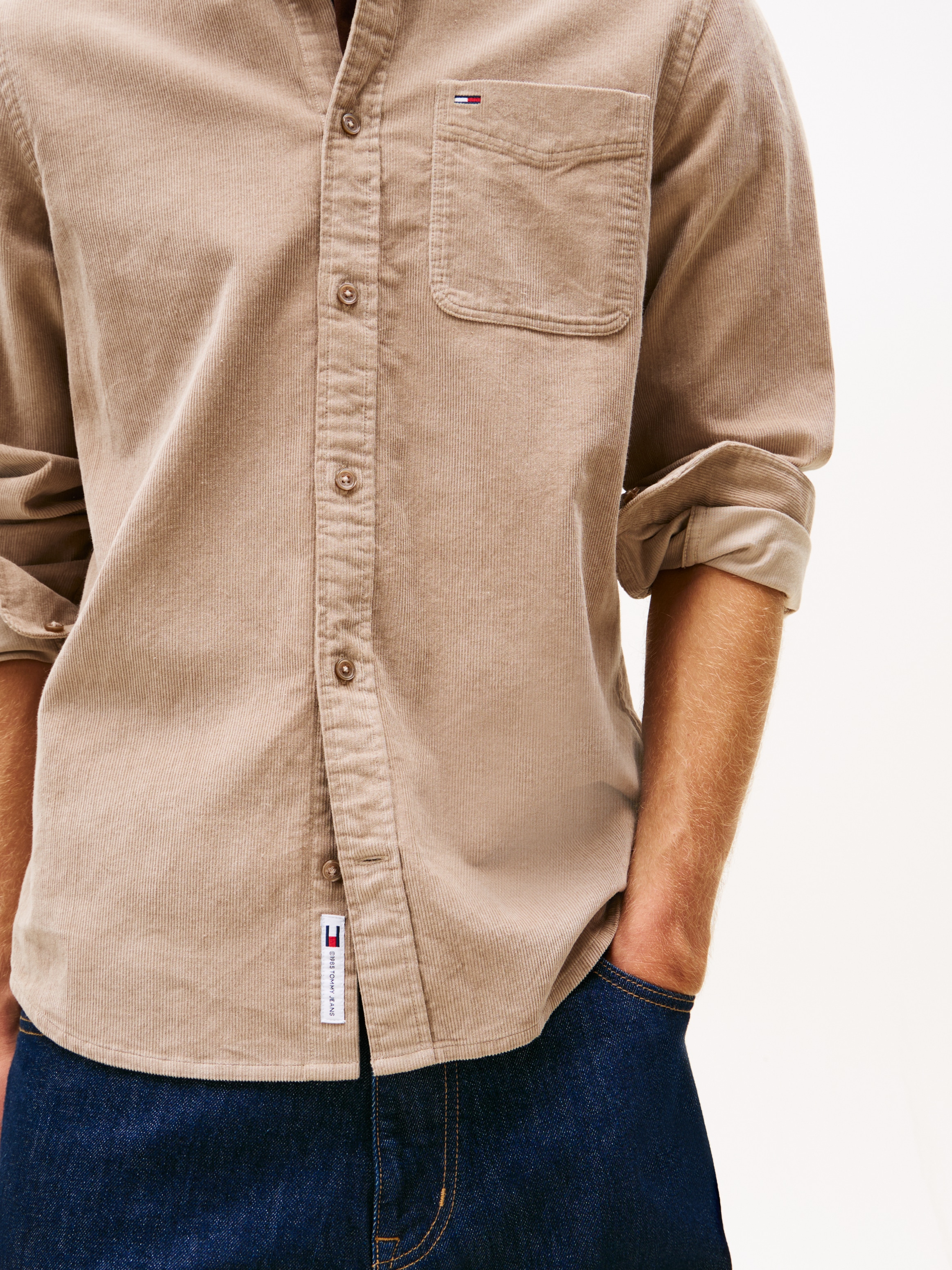 Tommy Jeans Langarmhemd »TJM BABY CORD SHIRT EXT«, Cordhemd Regular Fit, Button-down-Kragen