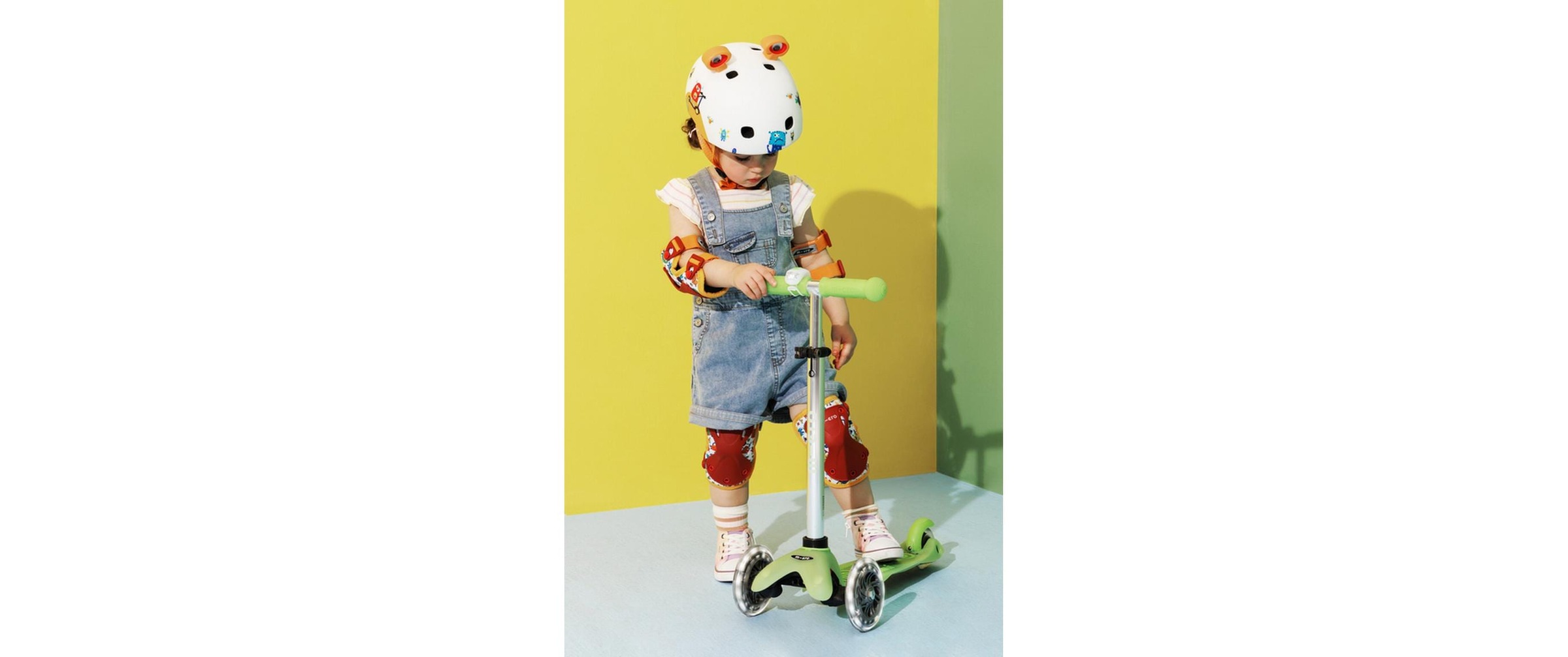Micro Mobility Scooter »Mini Micro Deluxe Glow LED«