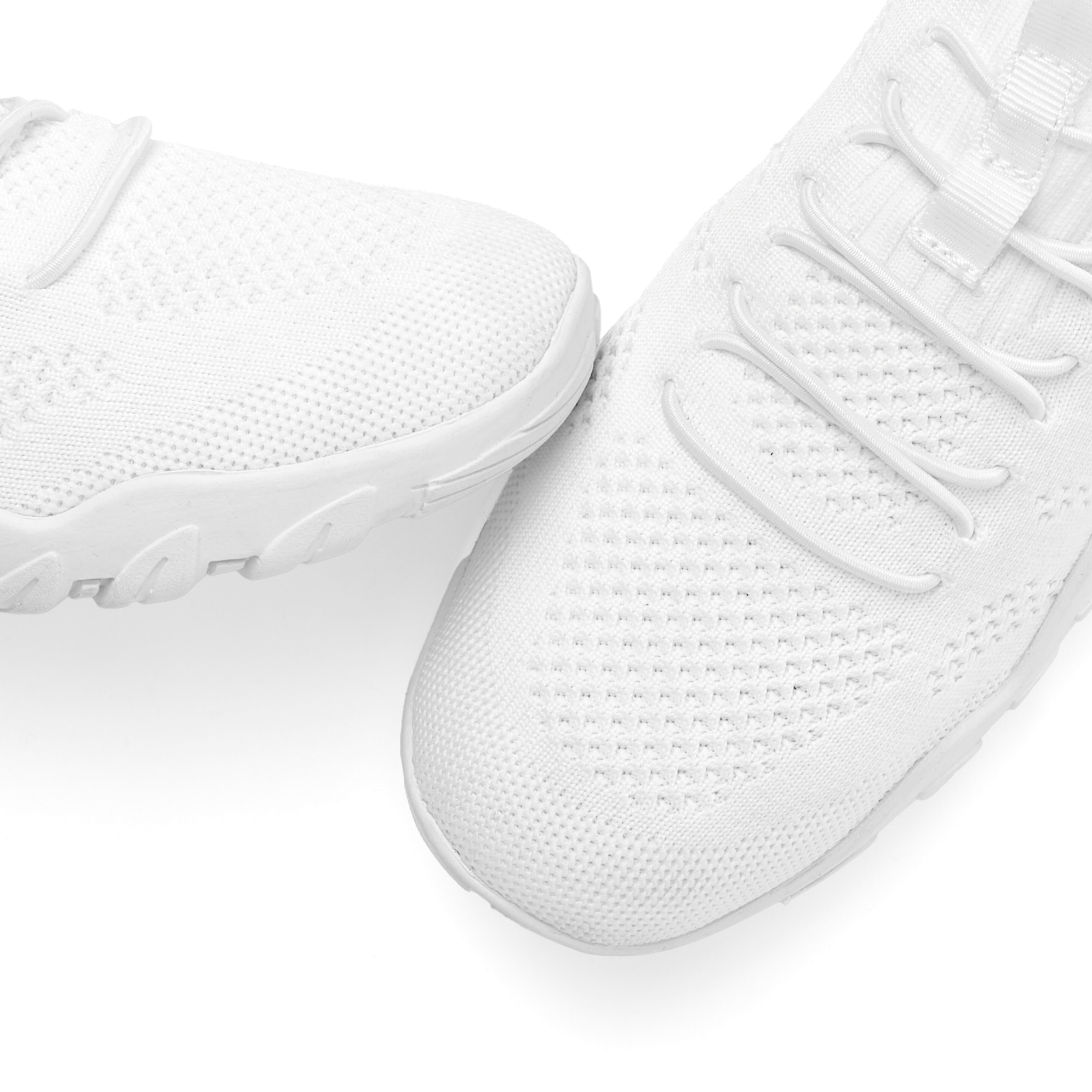 Vivance Sneaker »Freizeitschuh, Halbschuh mit ultraleichter und flexibler Sohle,«, zum Reinschlüpfen mit elastischen Schnürbändern VEGAN