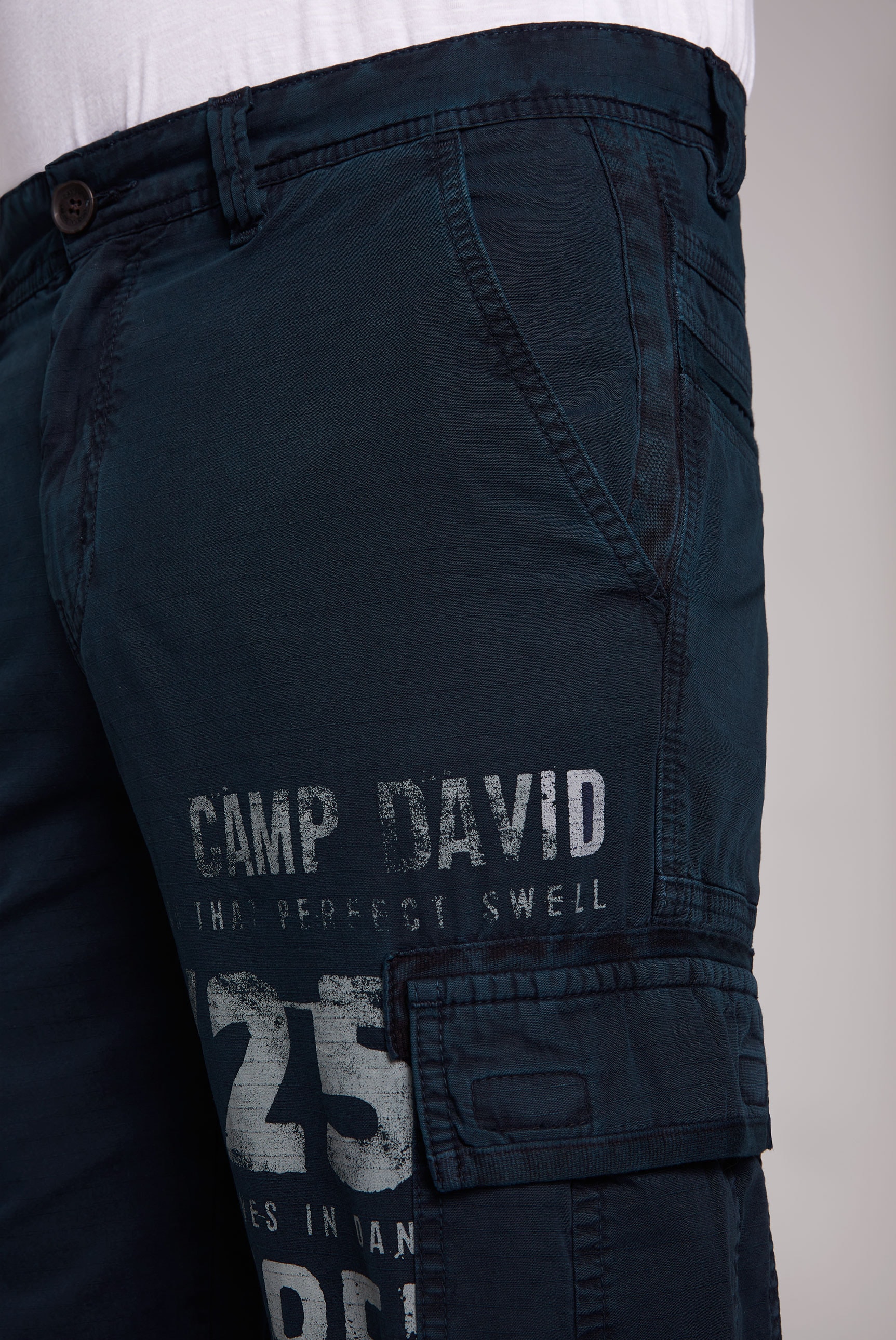 CAMP DAVID Cargoshorts, mit auffälligen Prints