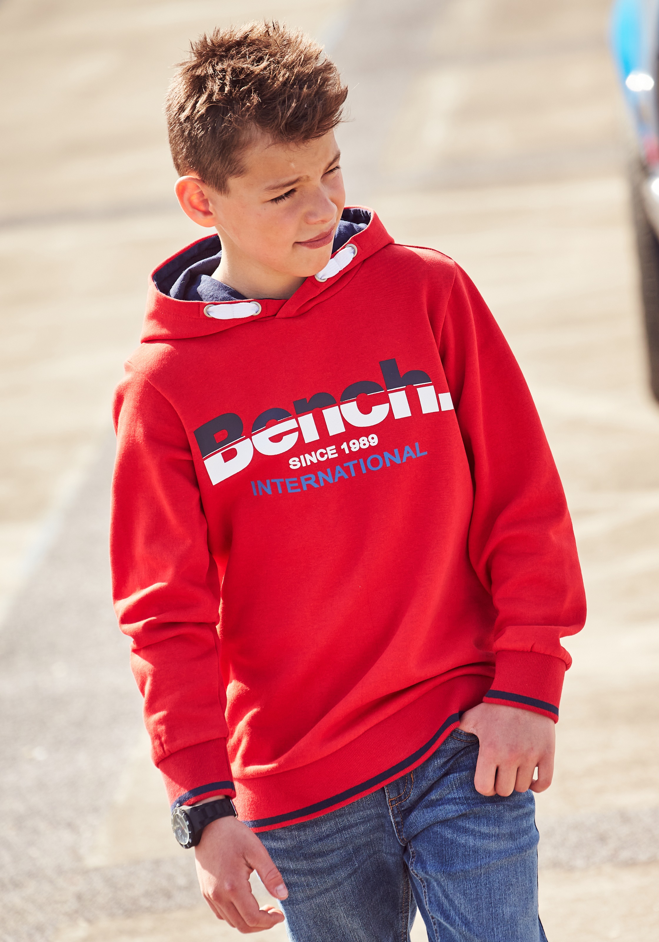 Bench. Kapuzensweatshirt, mit gestreiften Bündchen kaufen