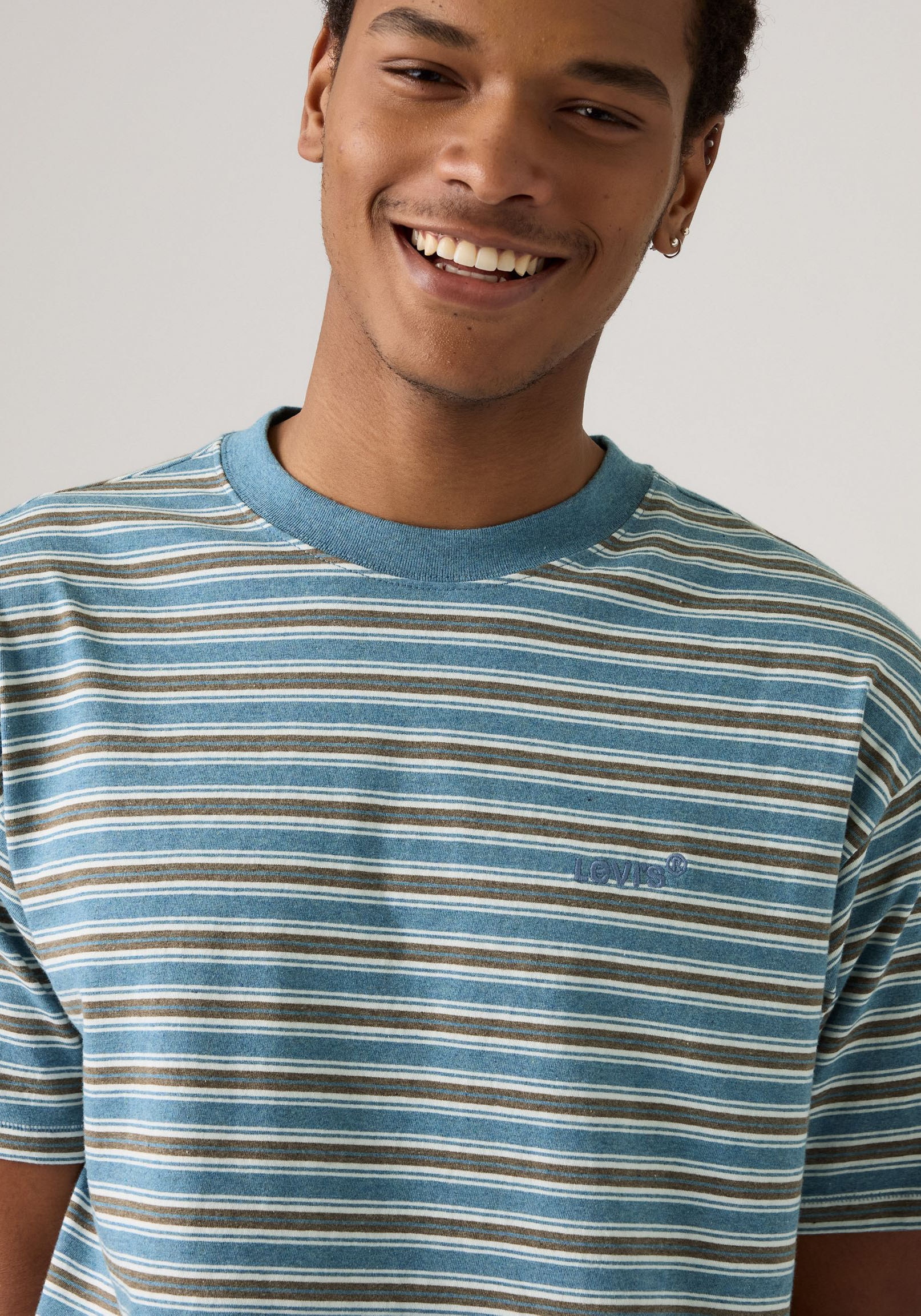 Levi's® T-Shirt »RED TAB VINTAGE TEE«