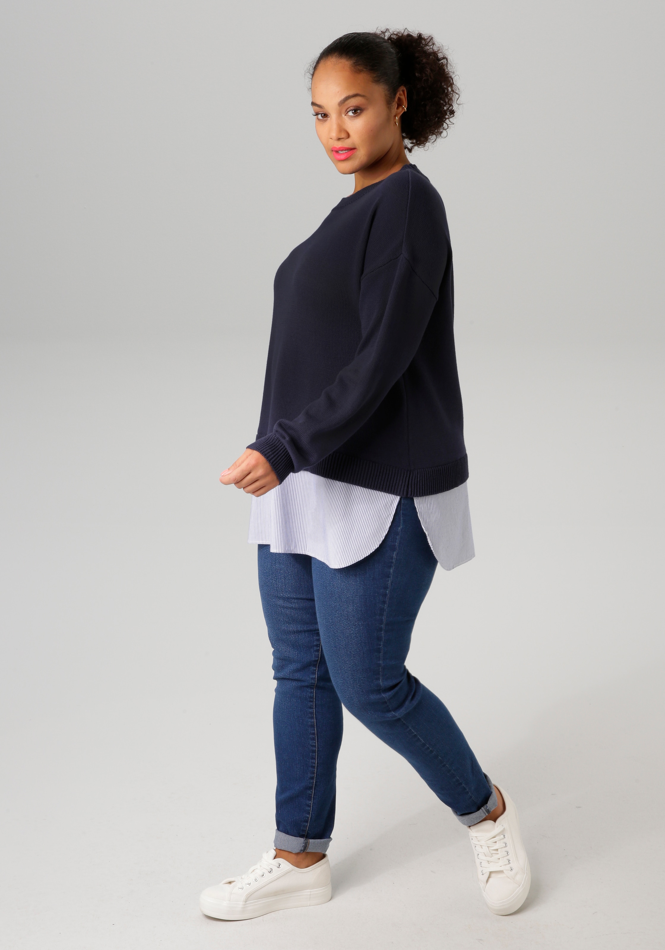 Aniston PLUS Strickpullover, mit gestreiftem Bluseneinsatz am Saum