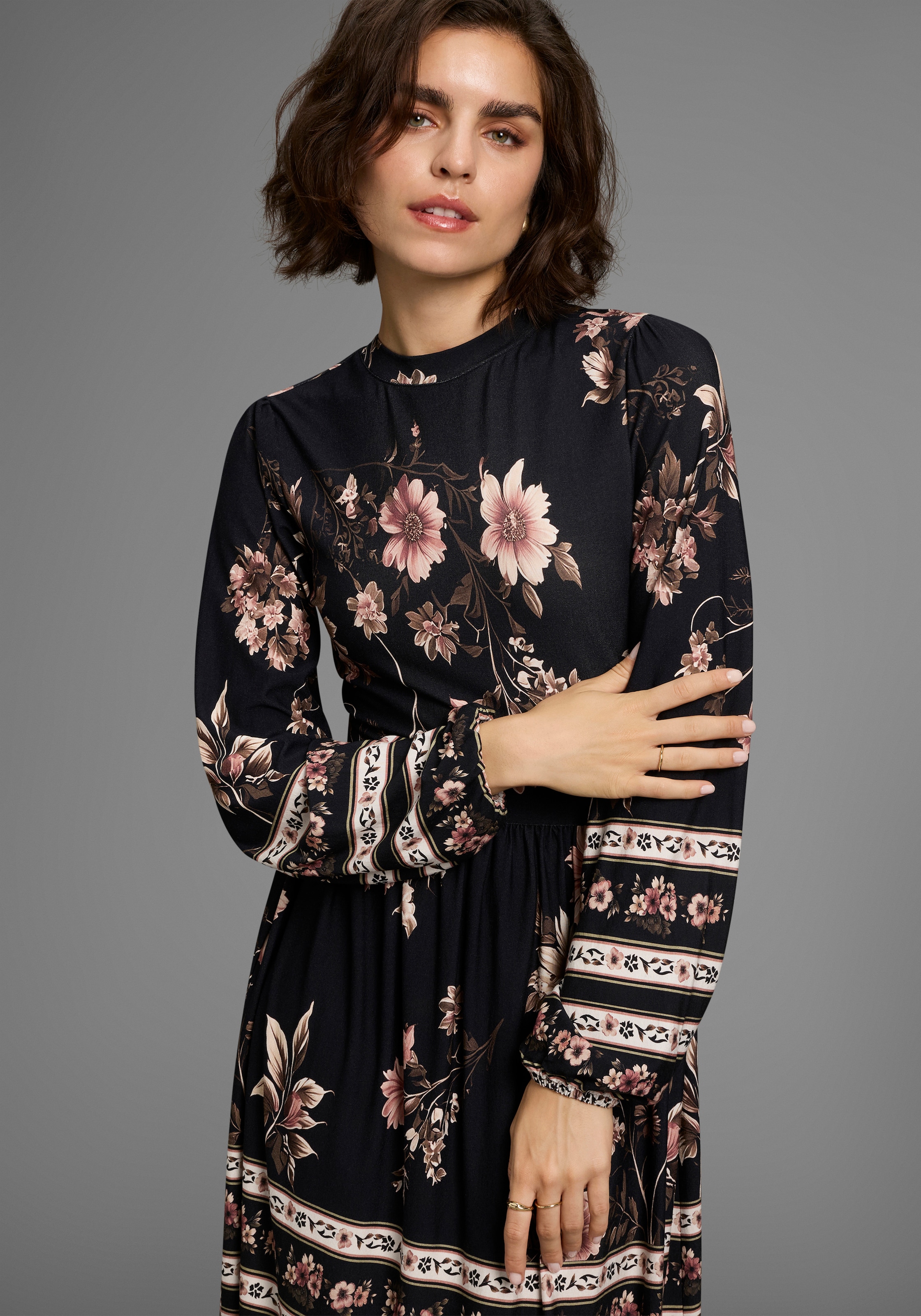 Laura Scott Jerseykleid, geblümtes Design, aus Single Jersey - NEUE KOLLEKTION