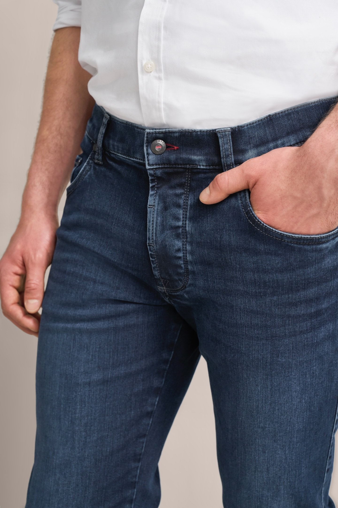 bugatti 5-Pocket-Jeans »Basic Essentials«, besonders bequem