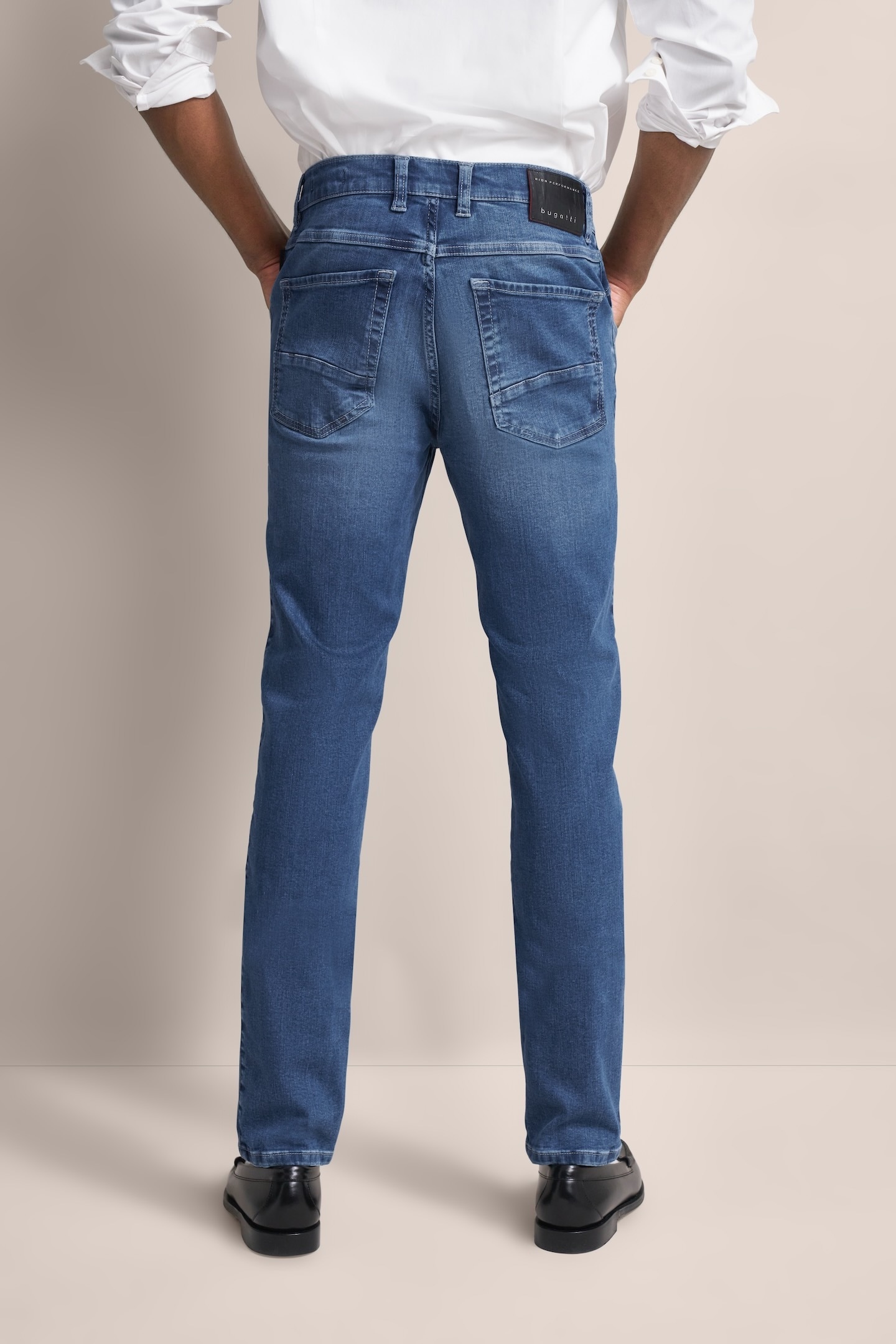 bugatti 5-Pocket-Jeans »Basic Essentials«, besonders bequem