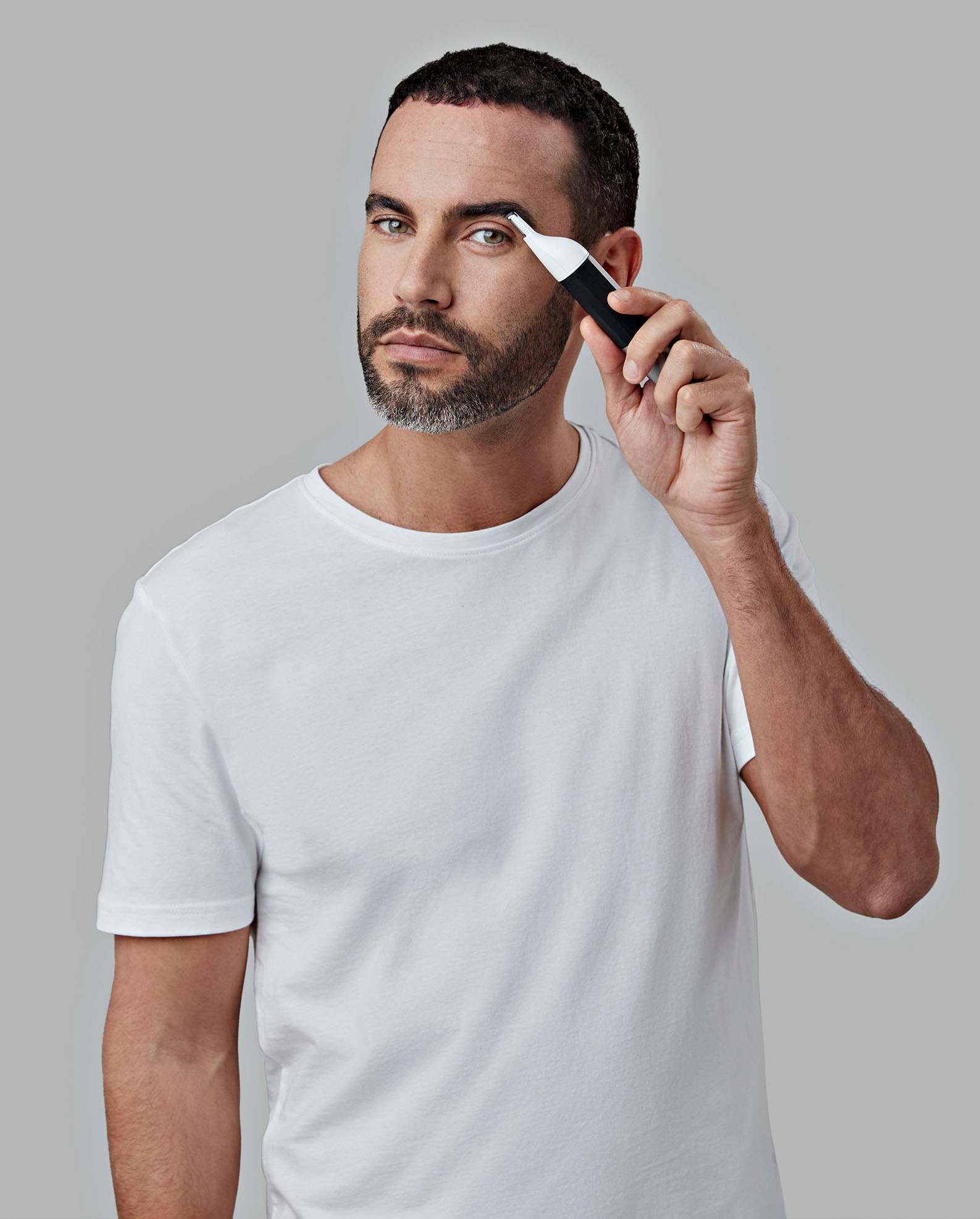 Remington Elektrorasierer »Omniblade Face Hybridgroomer HG2000«, 8 St. Aufsätze, Klinge bleibt 5 Jahre scharf**, 100 % wasserdicht, Aufbewahrungstasche