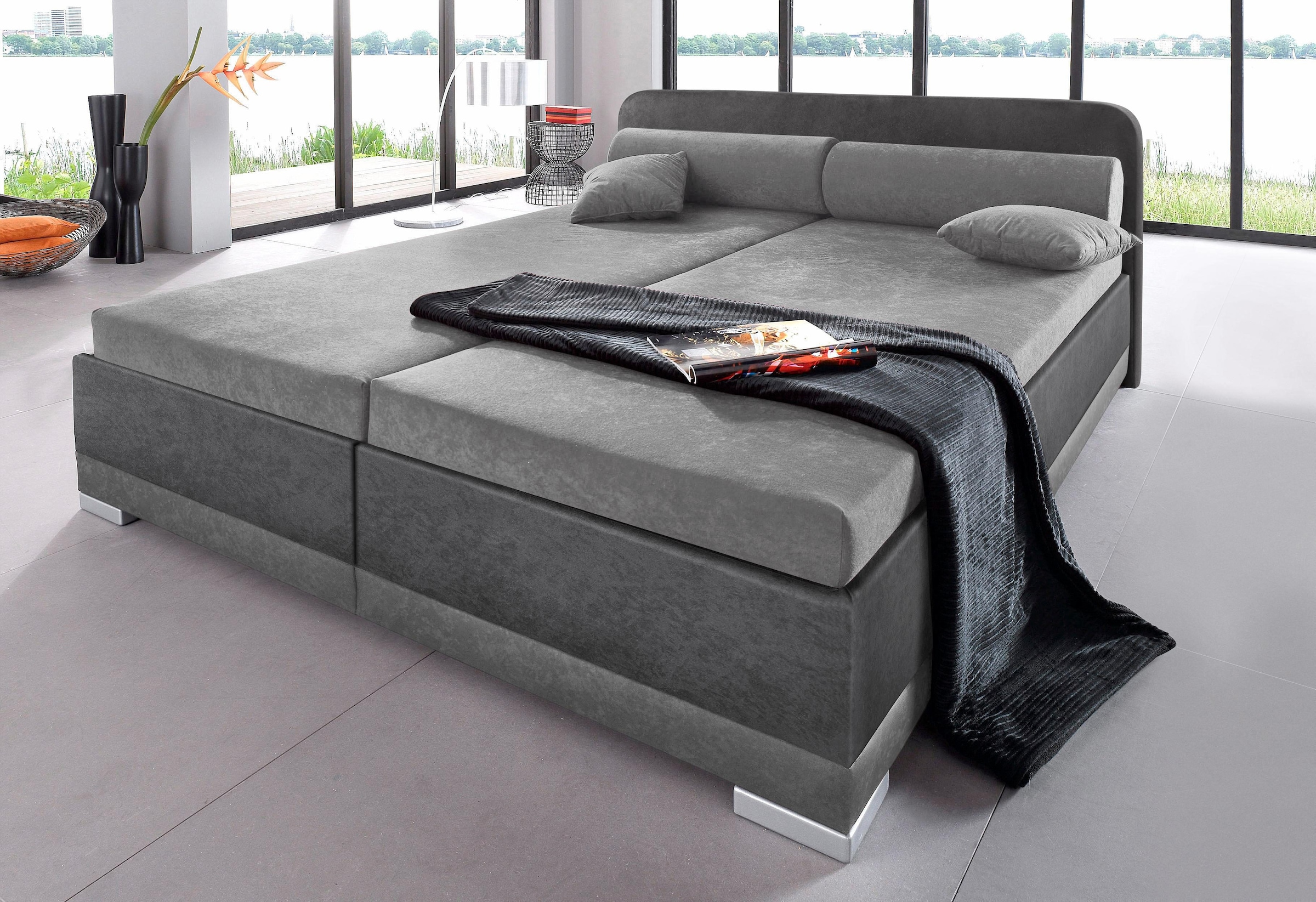 Maintal Polsterbett "wahlweise mit Matratze und praktischen Bettkasten," in verschiedenen Grössen und Farben erhältlich