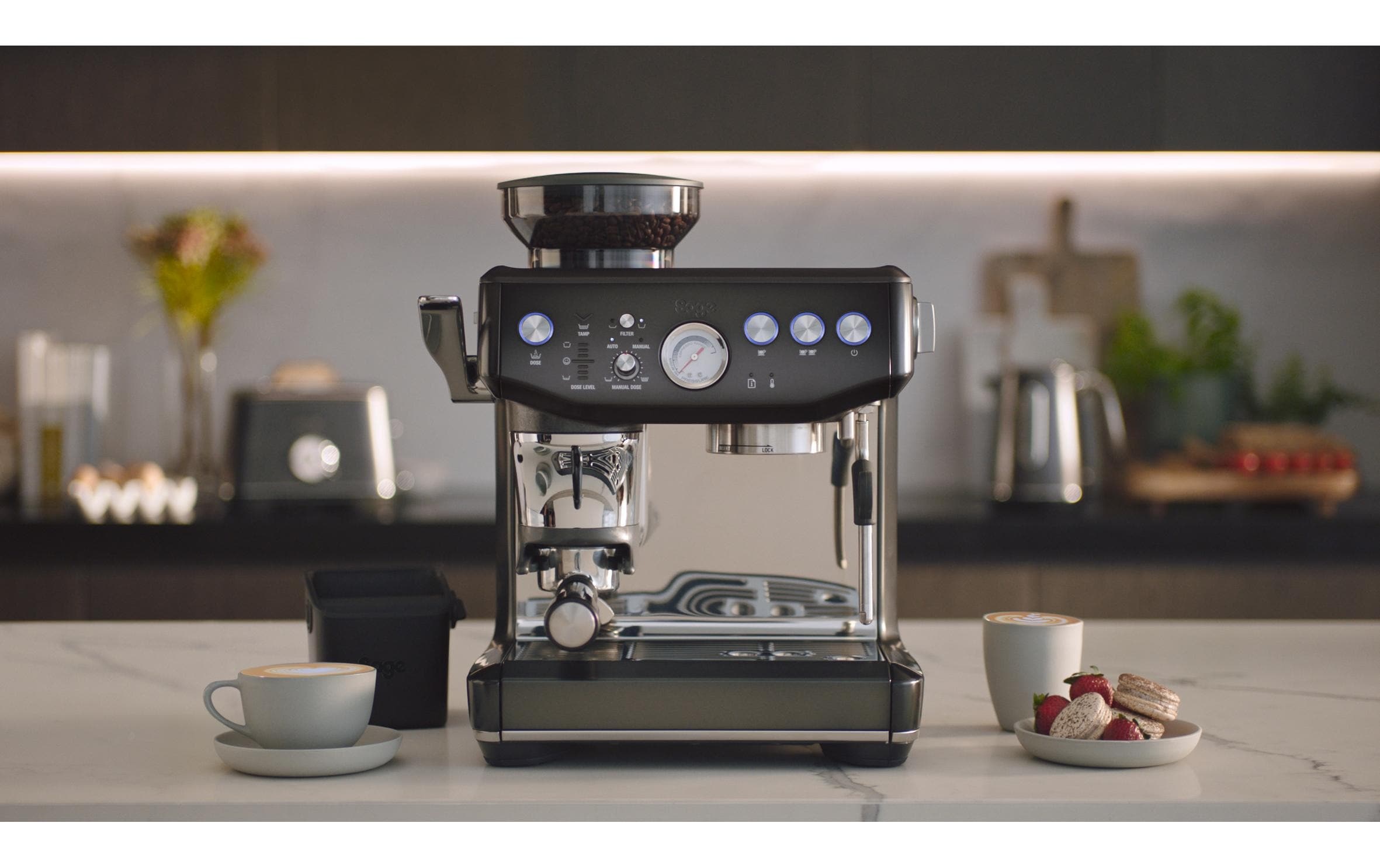 Sage Siebträgermaschine »Barista Impress Bl St. St«