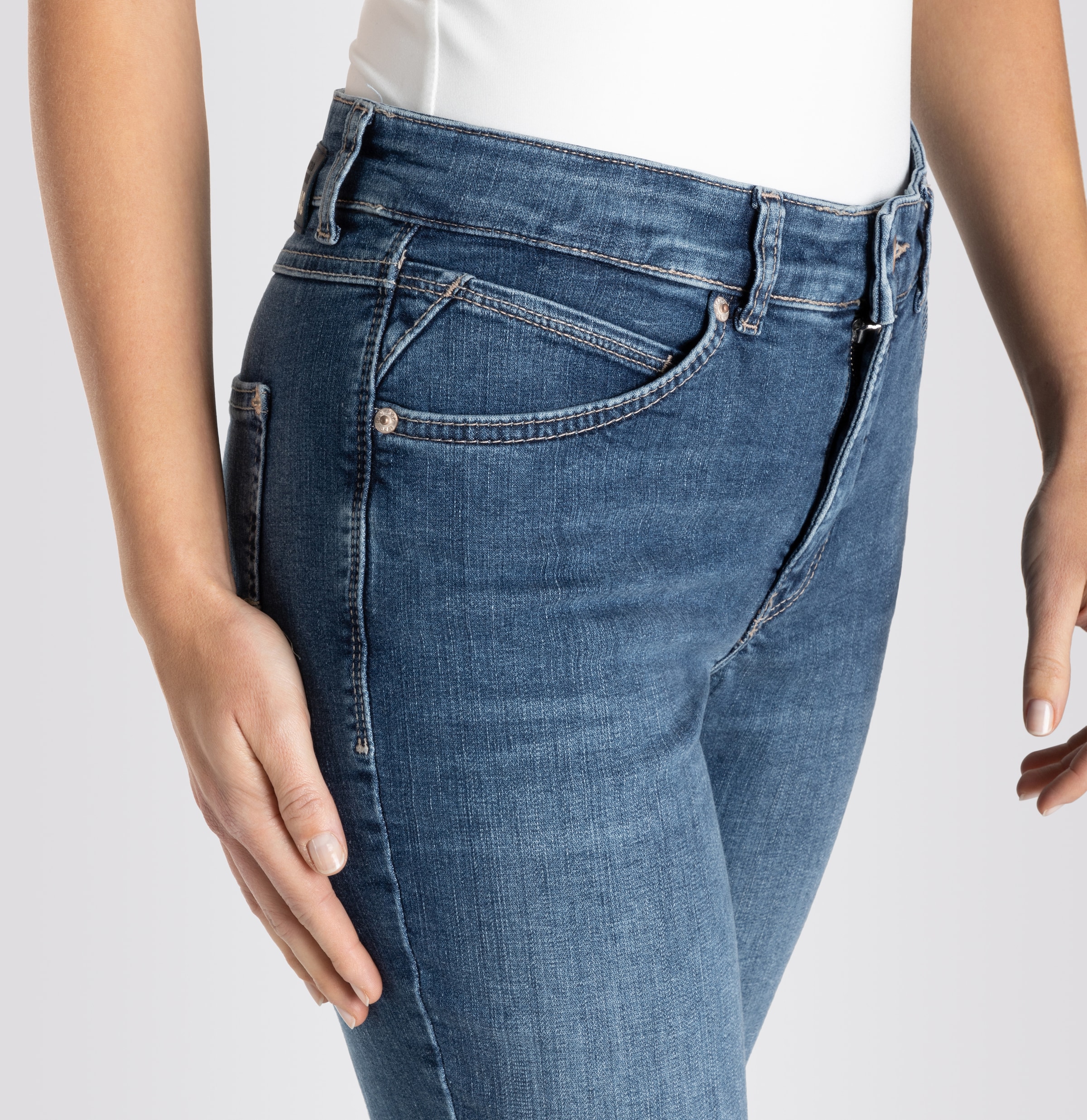 MAC Stretch-Jeans »Melanie«, Gerade geschnitten