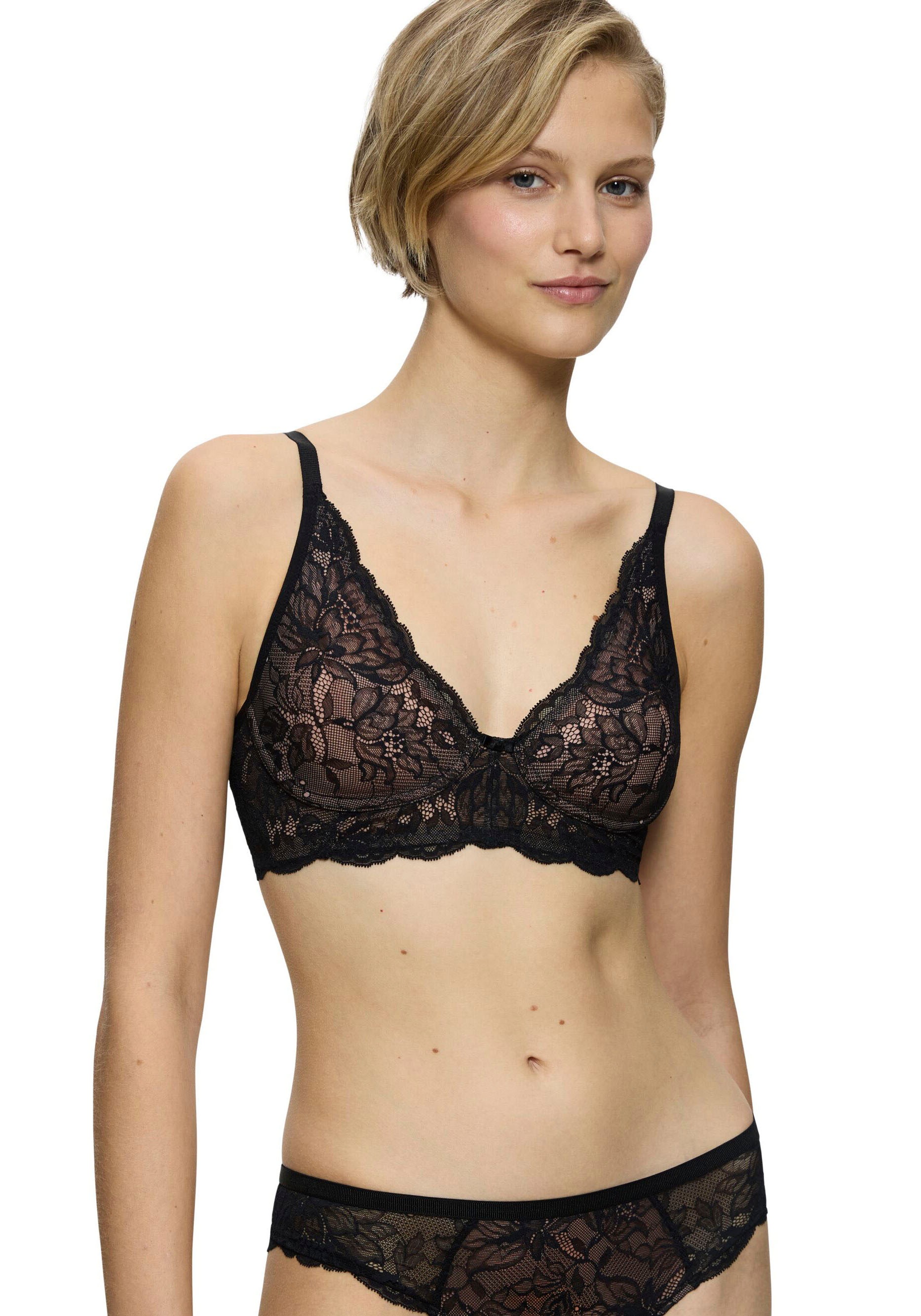 Triumph Bügelloser BH »Amourette Charm« Strech-Spitze, tiefer V-Ausschnitt