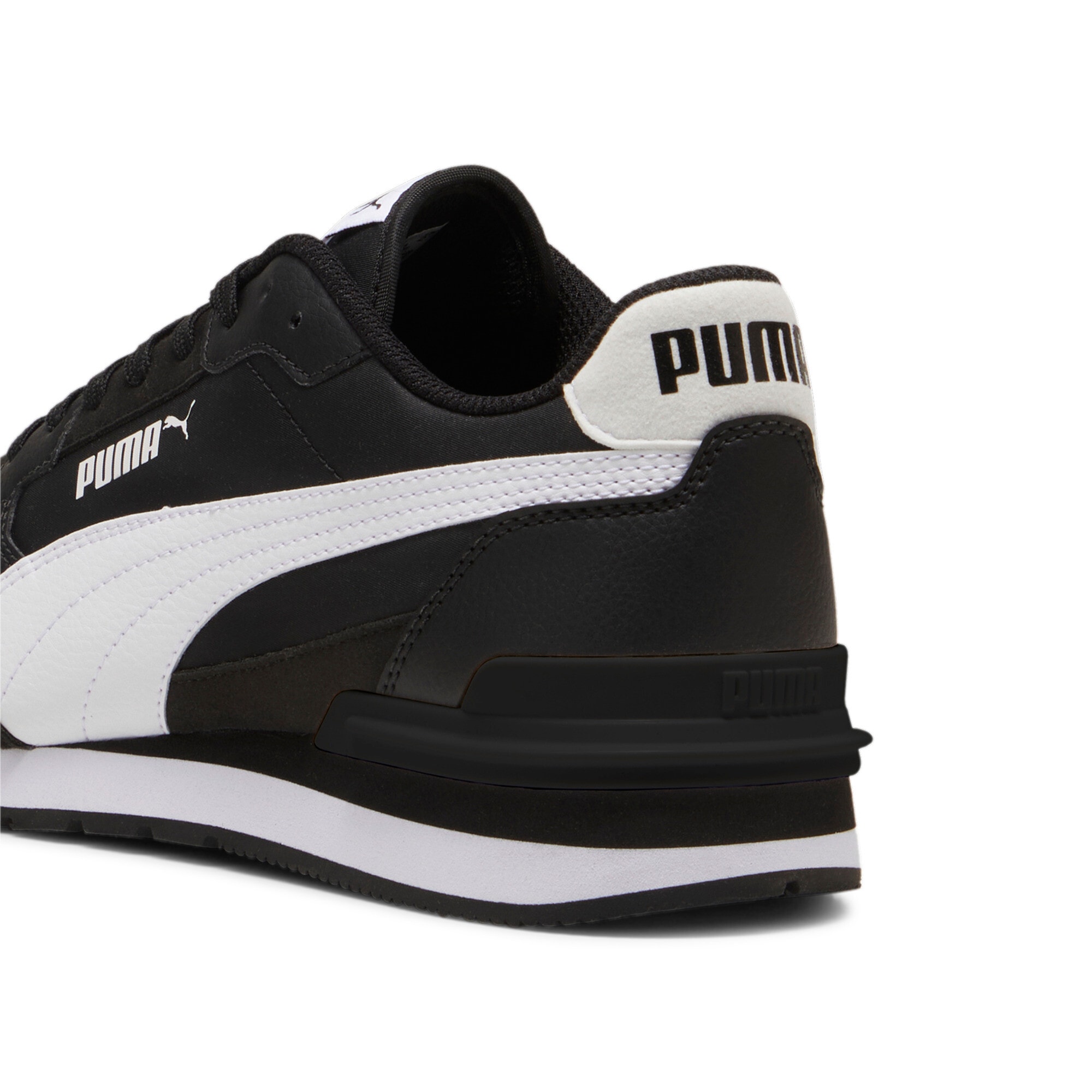 PUMA Sneaker »ST RUNNER V4 NL«
