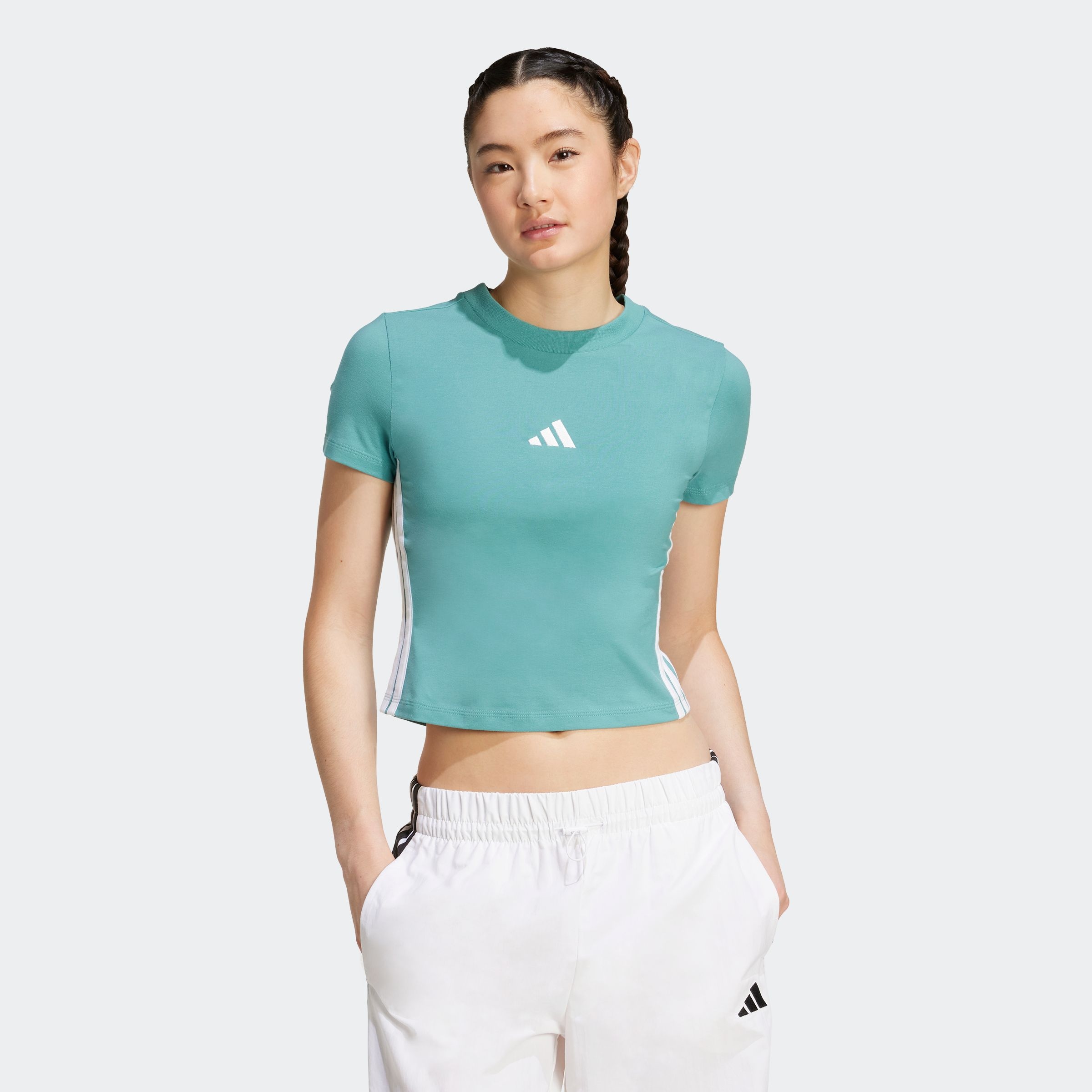 adidas Sportswear T-Shirt »W 3S SJ BABY T« schmale Passform, Rundhalsausschnitt, mit Elasthan-Anteil