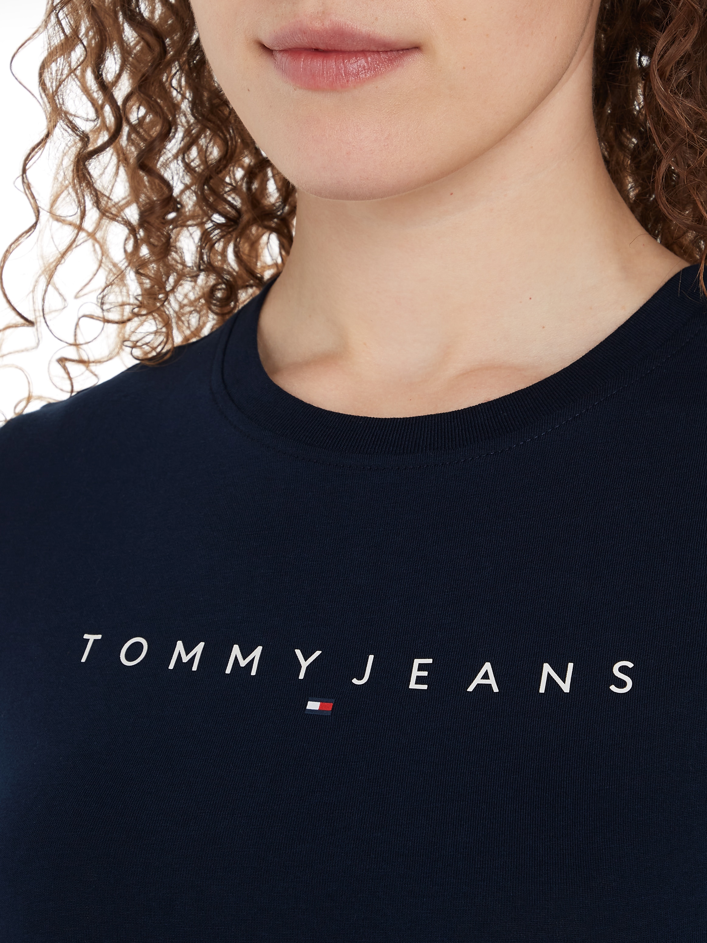 Tommy Jeans Curve T-Shirt »TJW SLIM LINEAR TEE EXT«, in Grosse Grössen