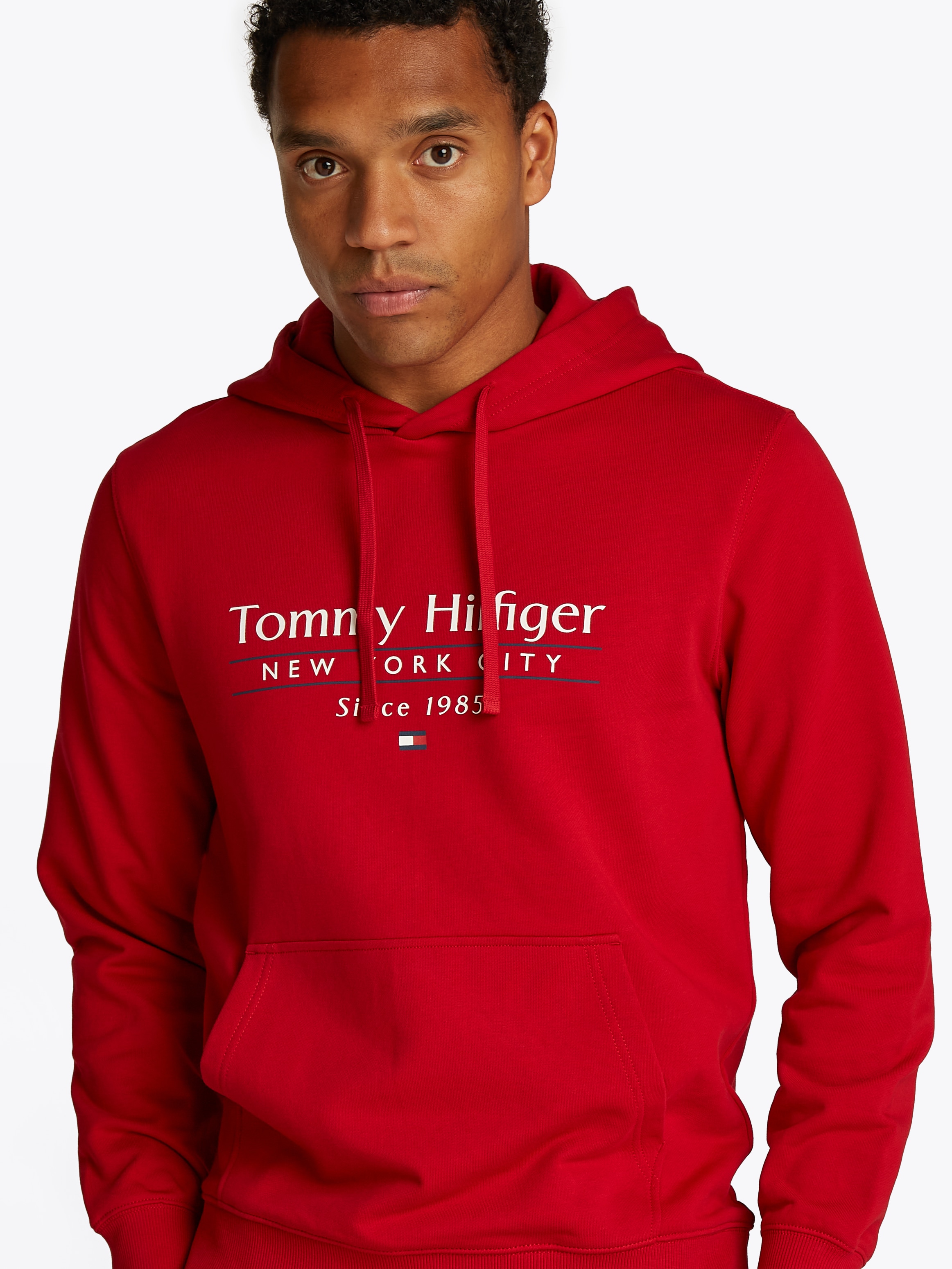 Tommy Hilfiger Hoodie »HILFIGER CENTER STACK HOODY«, mit grossem mehrfarbigen Print