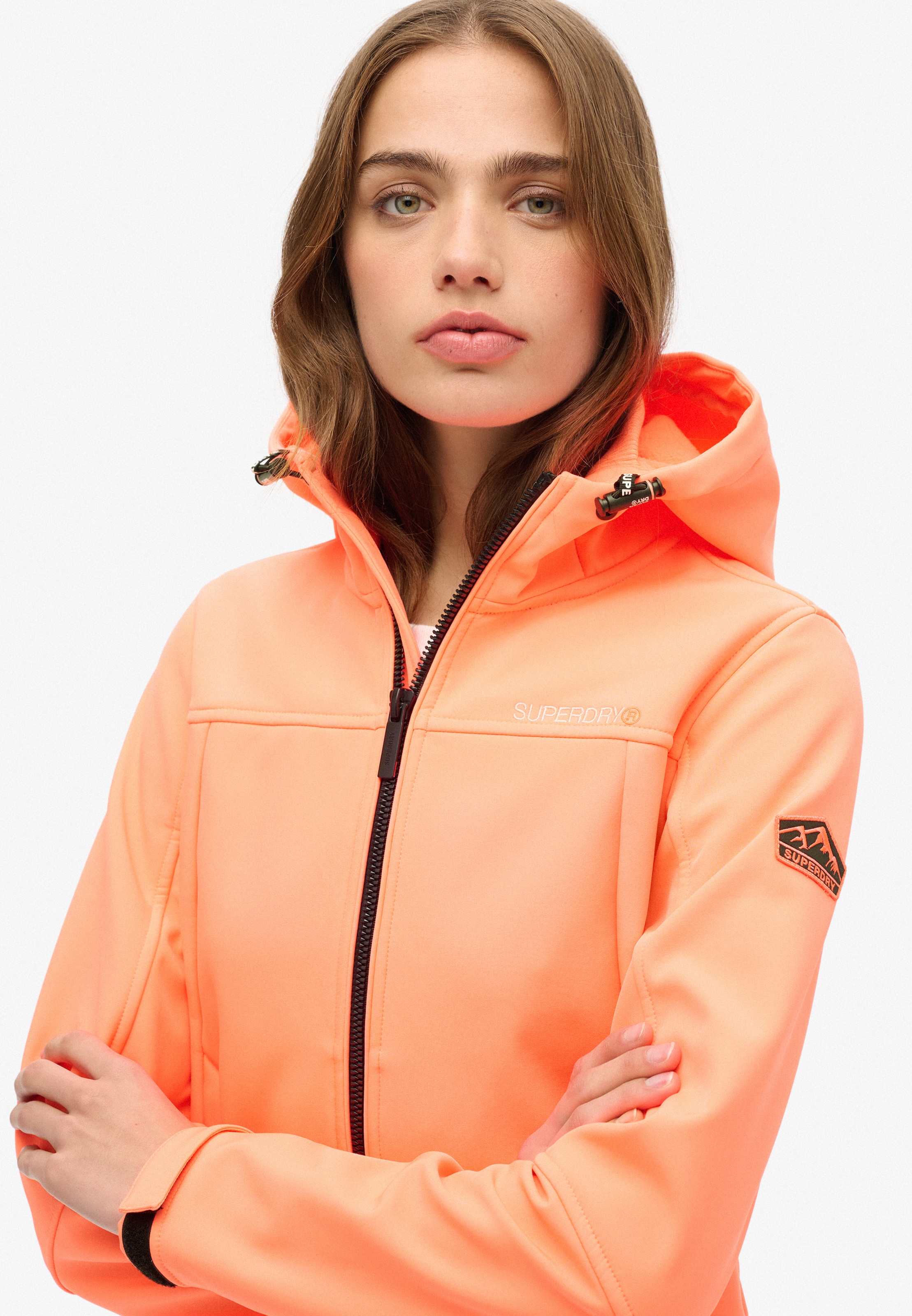 Superdry Outdoorjacke »HOODED CLASSIC TREKKER JKT«, mit Kapuze