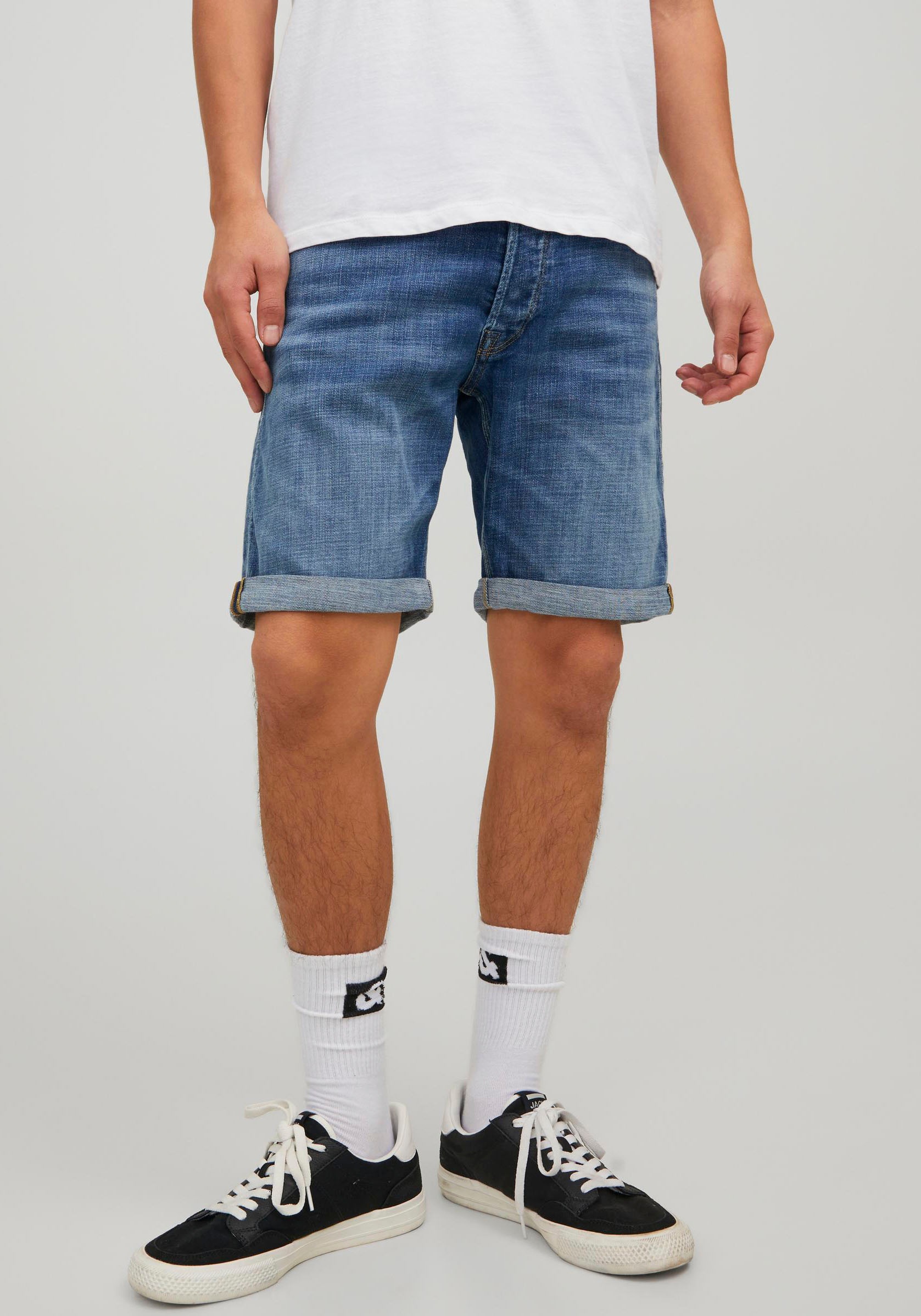 Jack & Jones Jeansshorts »JJICHRIS JJWOOD SHORTS GE 710 SN« kaufen