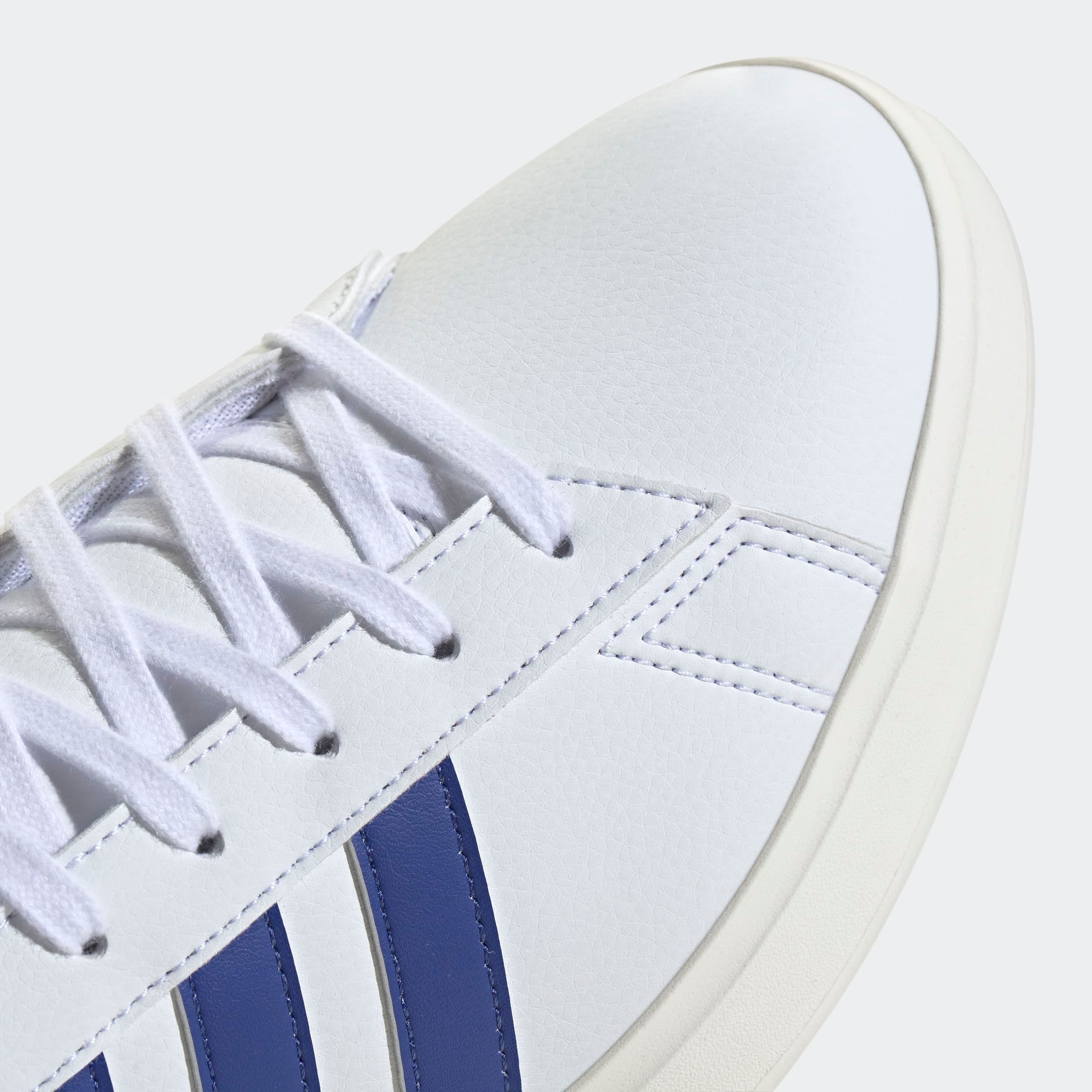adidas Sportswear Sneaker »GRAND COURT CLOUDFOAM COMFORT«, Design auf den Spuren des adidas Superstar