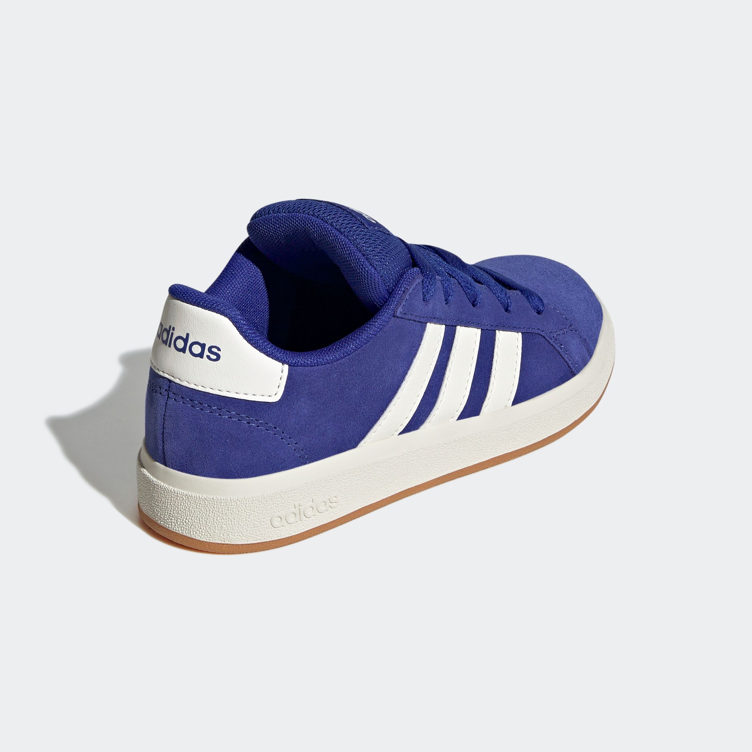 adidas Sportswear Sneaker »GRAND COURT 00S KIDS«, Design auf den Spuren des adidas Superstar