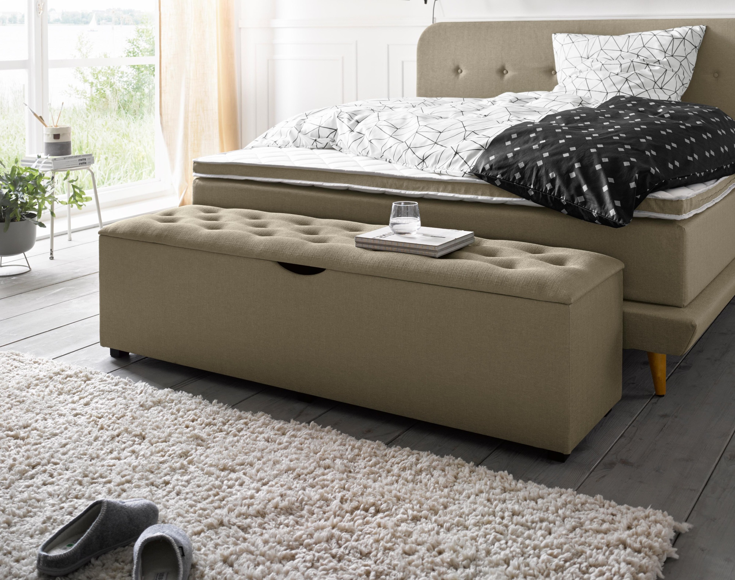 Places of Style Hockerbank »Knobbed«, Hockerbank mit Stauraum, Breite 120 cm und 160 cm