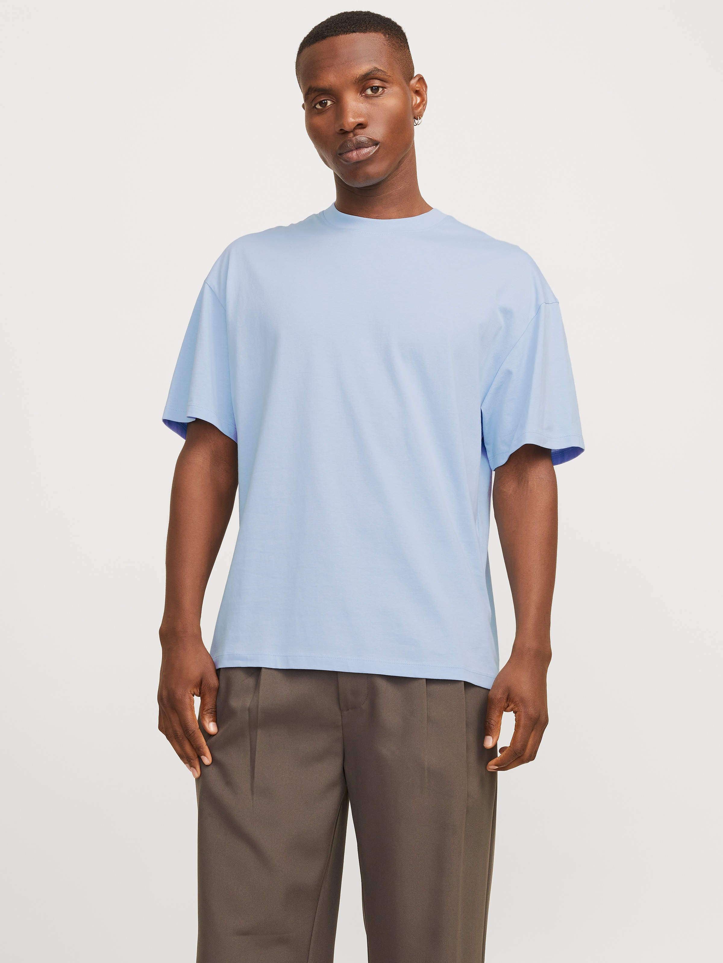 Jack & Jones Oversize-Shirt »JJEBRADLEY Oversize T-Shirt mit klassischem Rundhalsausschnitt« mit gekämmten Jersey