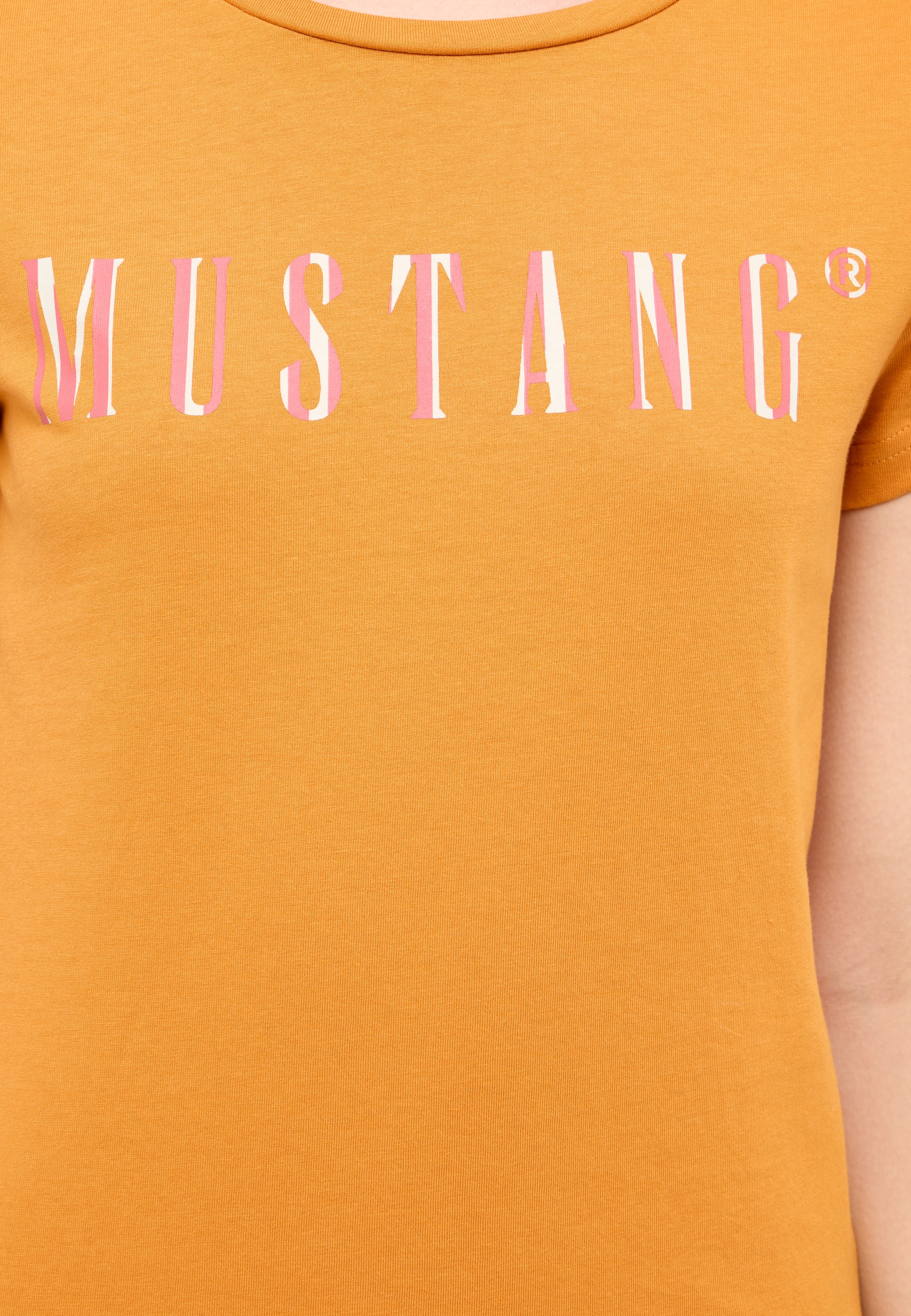 MUSTANG Kurzarmshirt »Damen Style Loa«