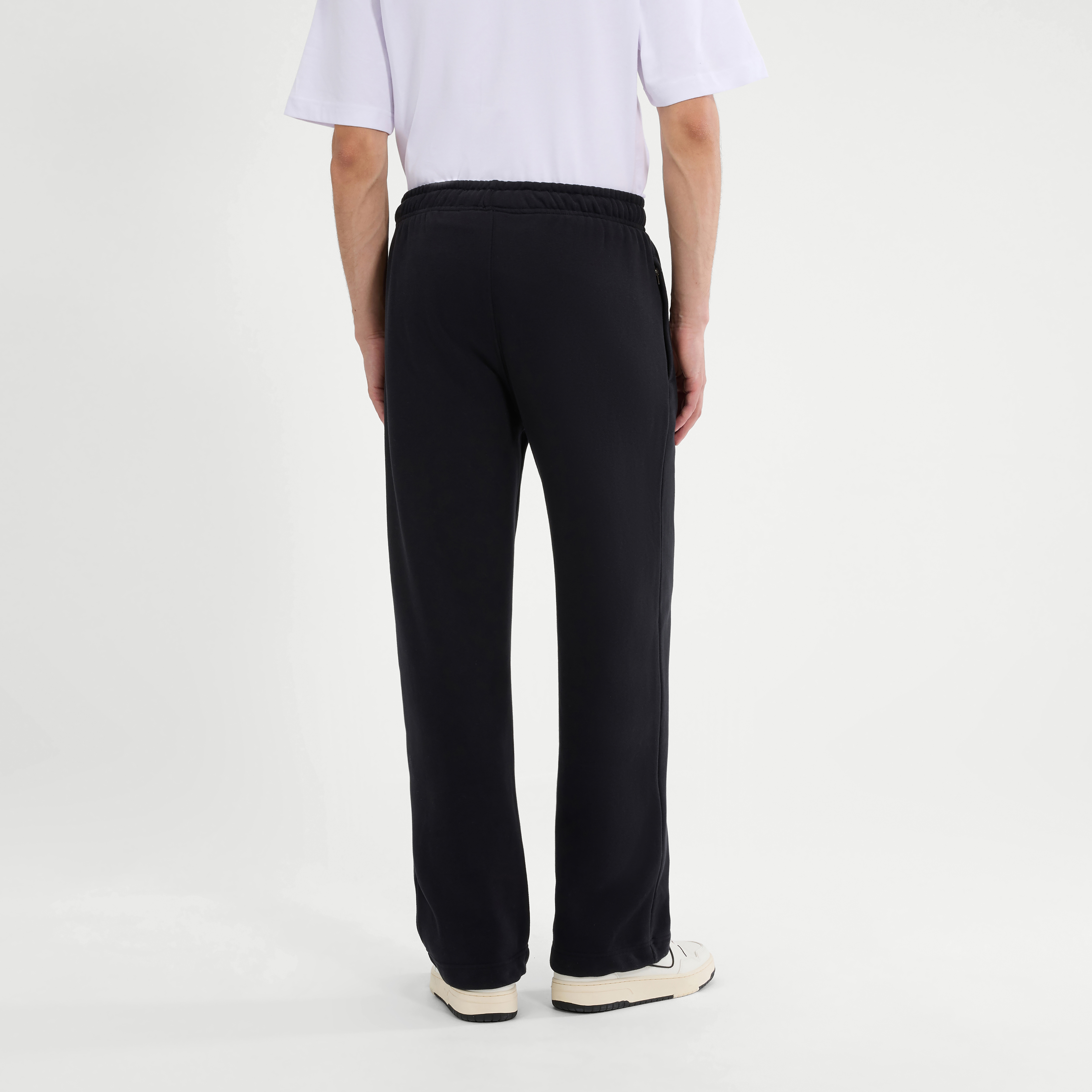 Ellesse Jogginghose "PAULLO JOG PANT" sportlicher Stil, für sportliche Aktivitäten und Freizeit