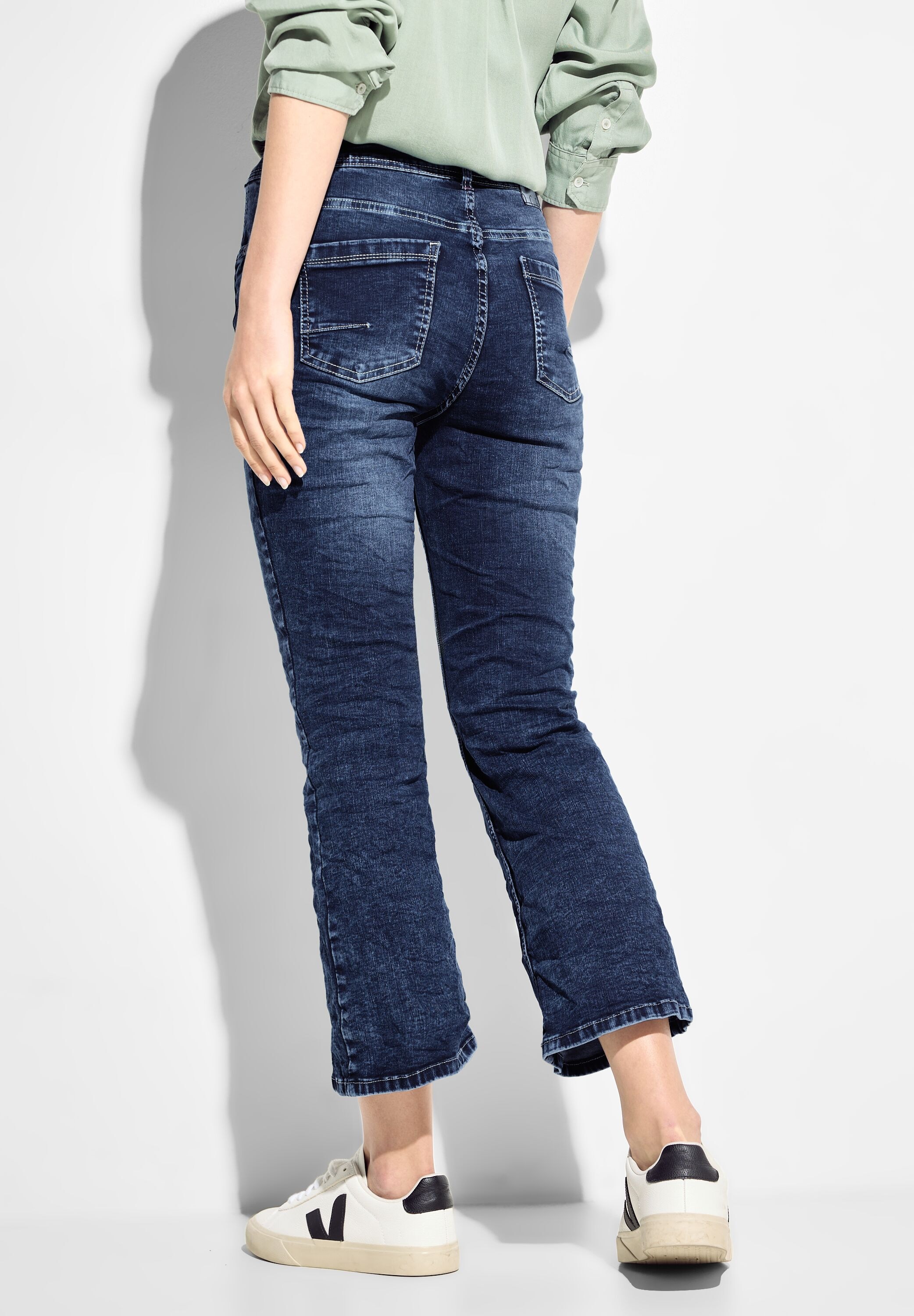 Cecil Bootcut-Jeans, in dunkelblauer Waschung
