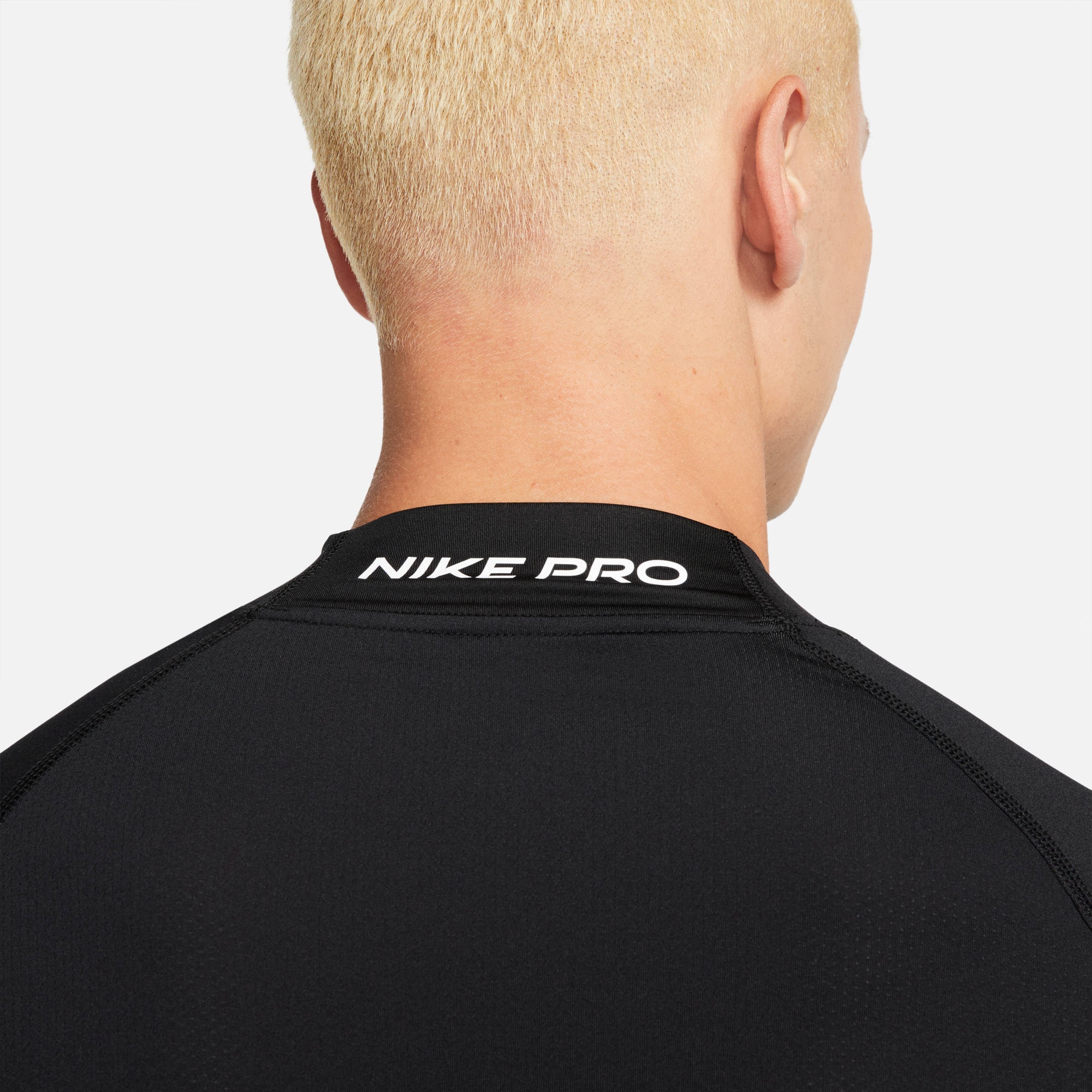 Nike Langarmshirt »PRO DRI-FIT TIGHT FIT LONG-SLEEVE«