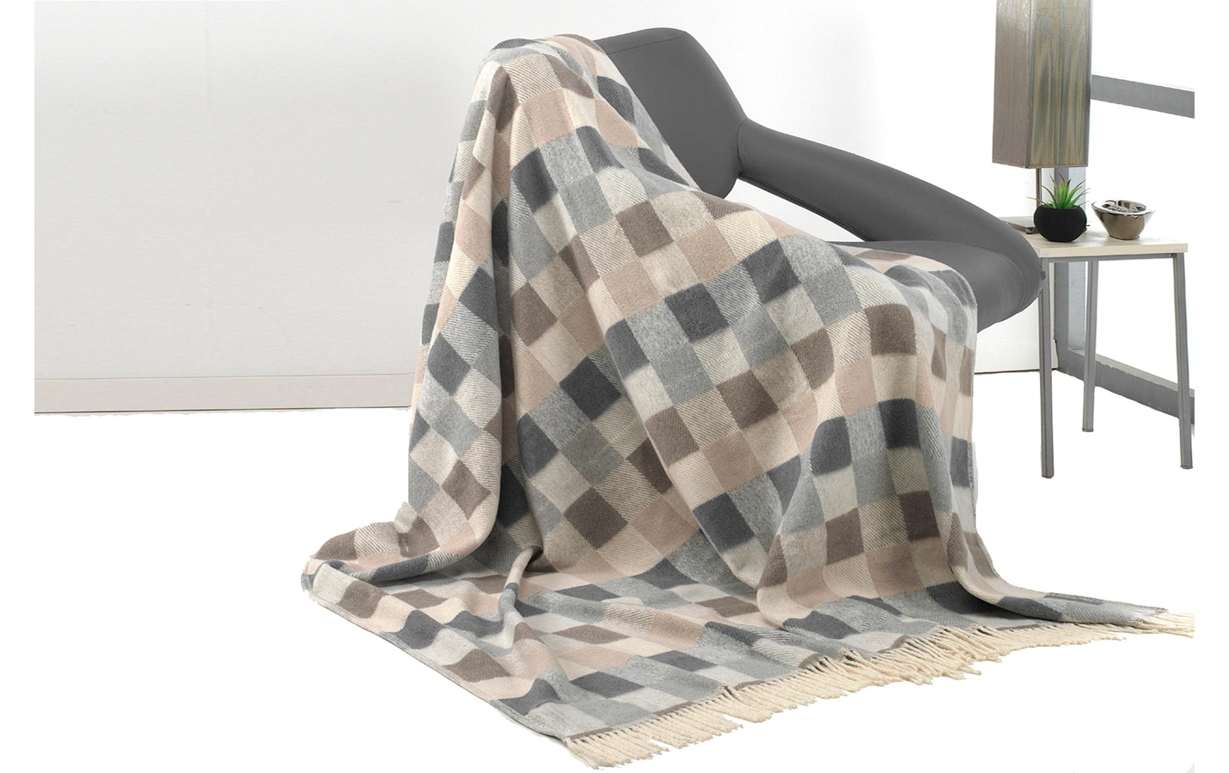 Hubatka TEXTIL Wohndecke »Karo 150 x 200 cm«