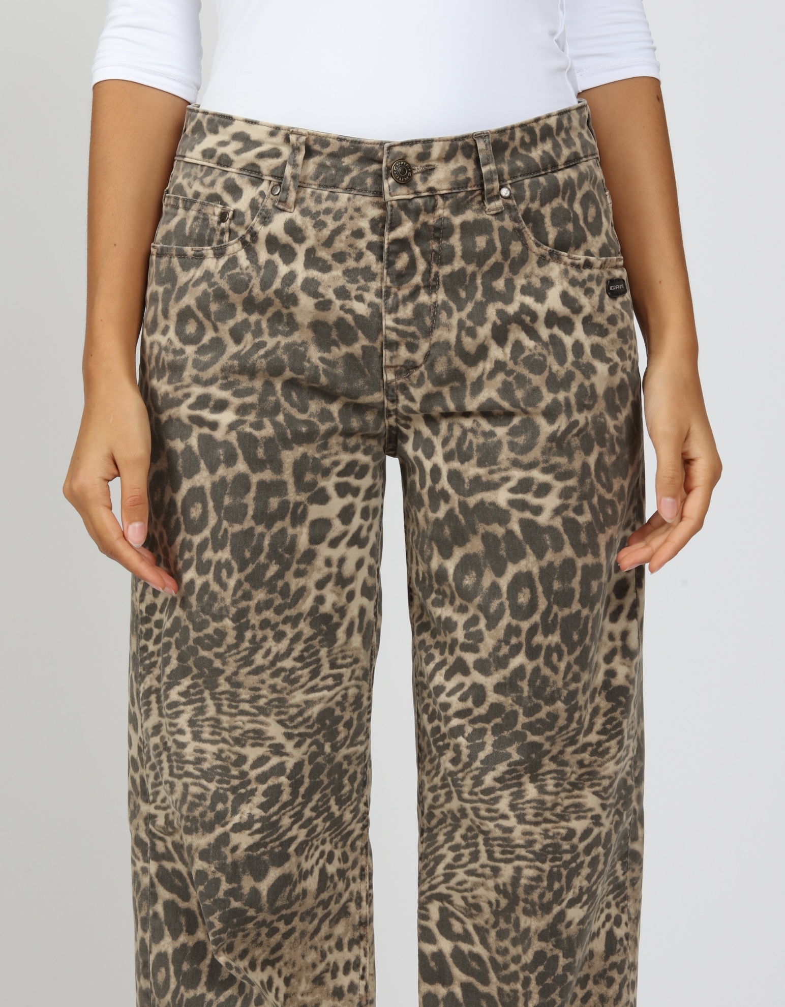 GANG 5-Pocket-Jeans »94CARLOTTA«, Wide Fit im angesagten Leo Muster