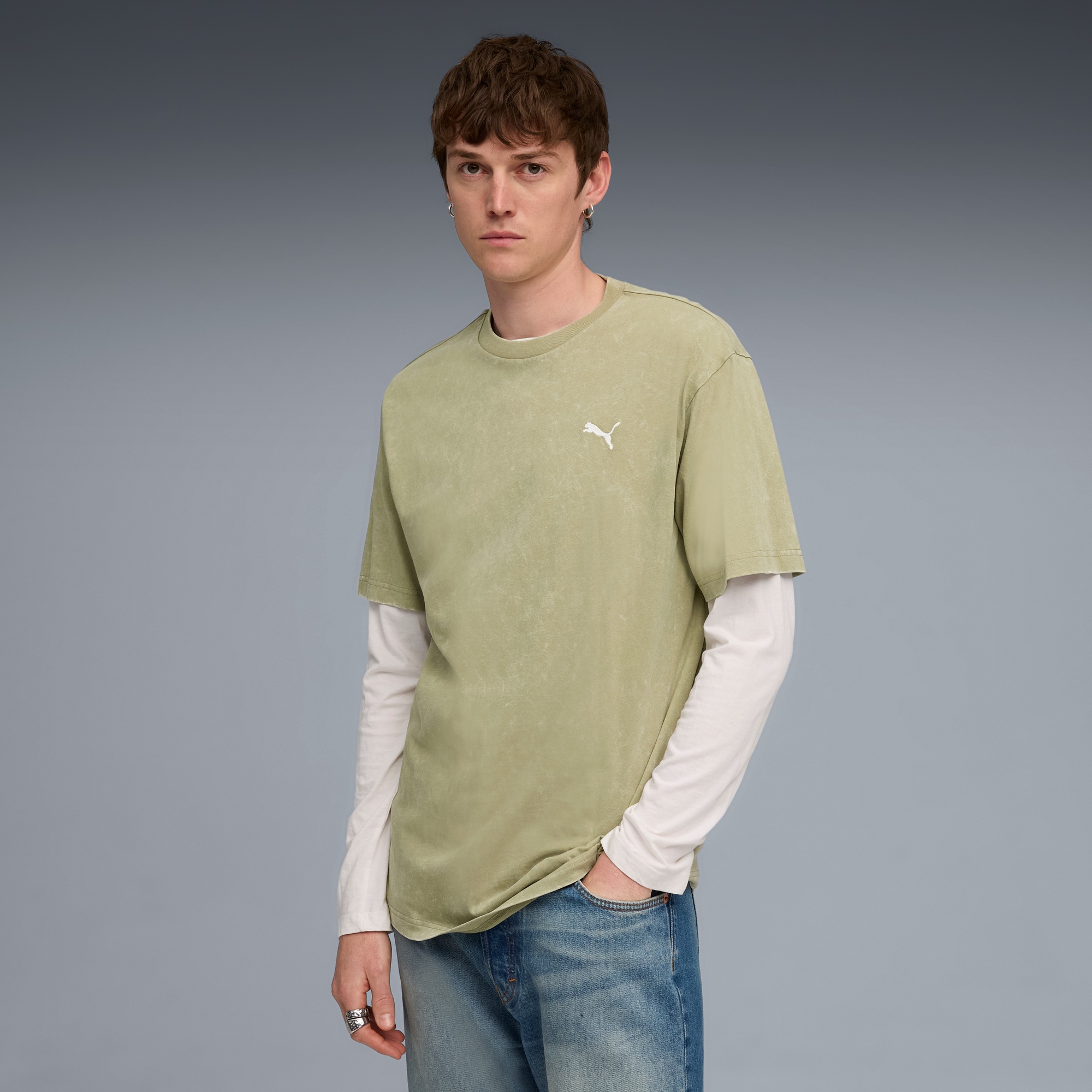PUMA T-Shirt »ESS ELEVATED RELAXED WASH TEE« Kurzarmdesign, Rundhalsausschnitt, mit Print-Applikation