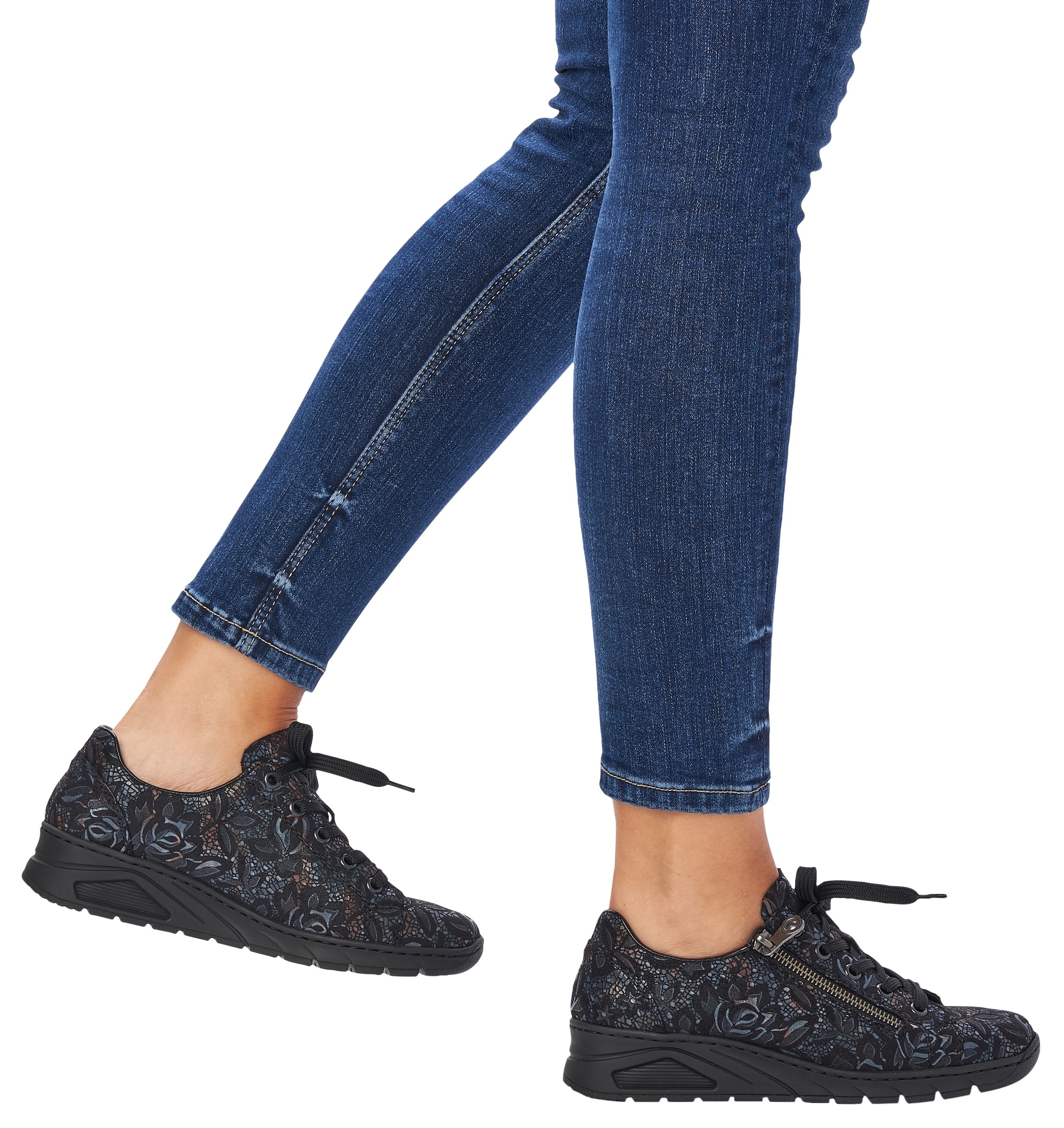 Rieker Wedgesneaker, mit floralem Druck, Freizeitschuh, Halbschuh, Schnürschuh