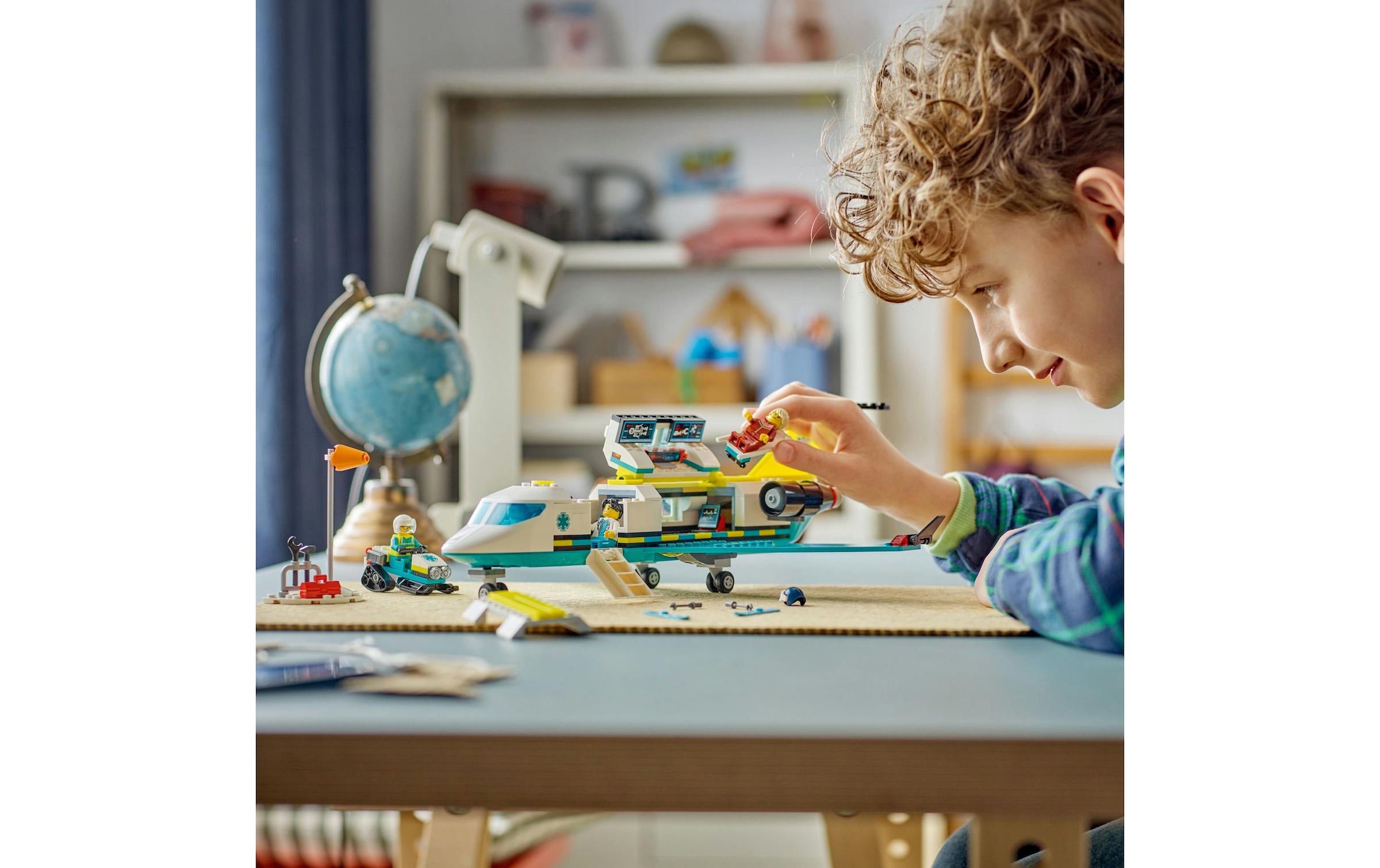 LEGO® Spielbausteine »City Notfallrettungsflugzeug 60465«, (403 St.)
