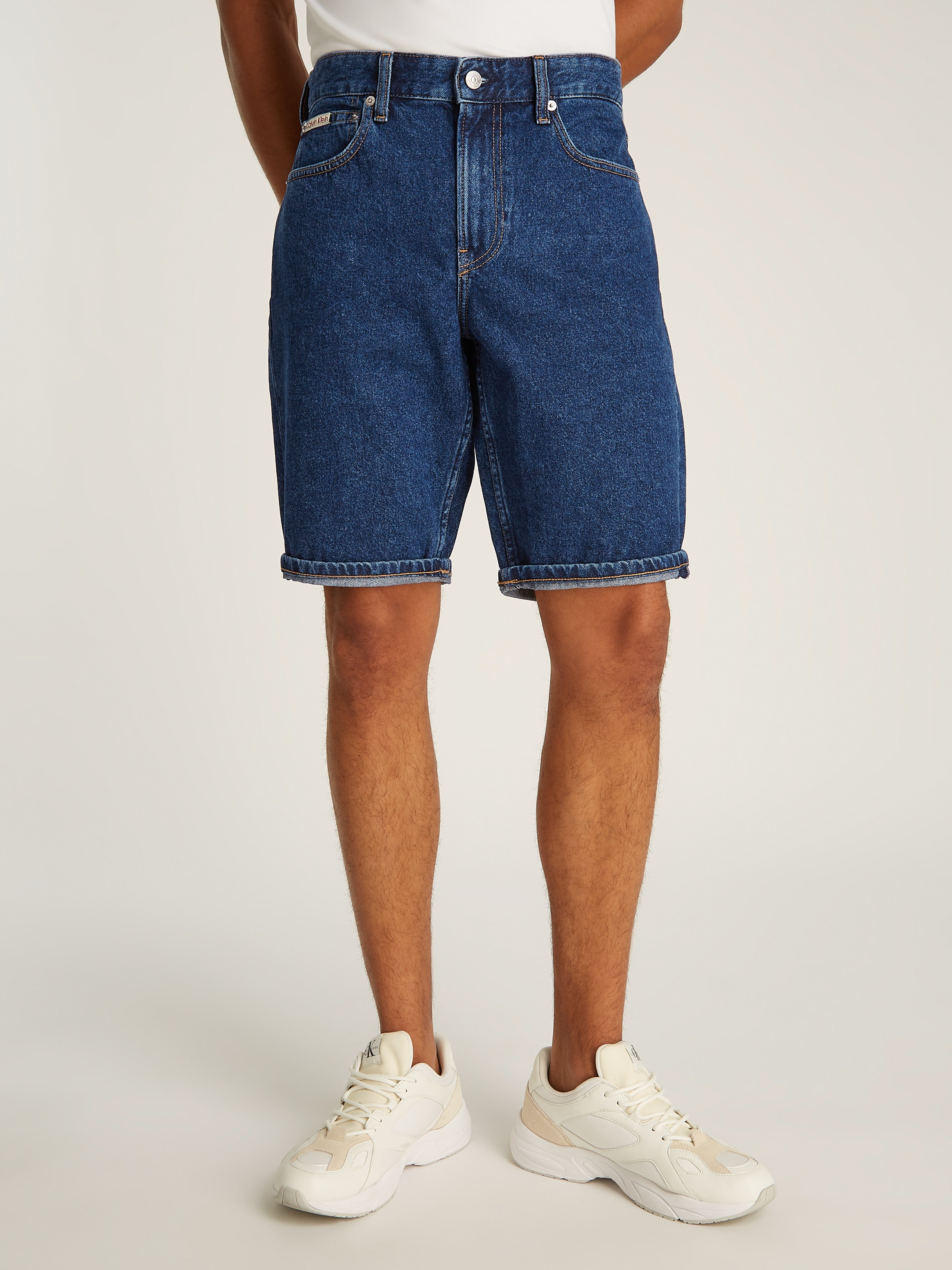 Calvin Klein Jeans Shorts »REGULAR SHORT« in dunkelblauer Waschung