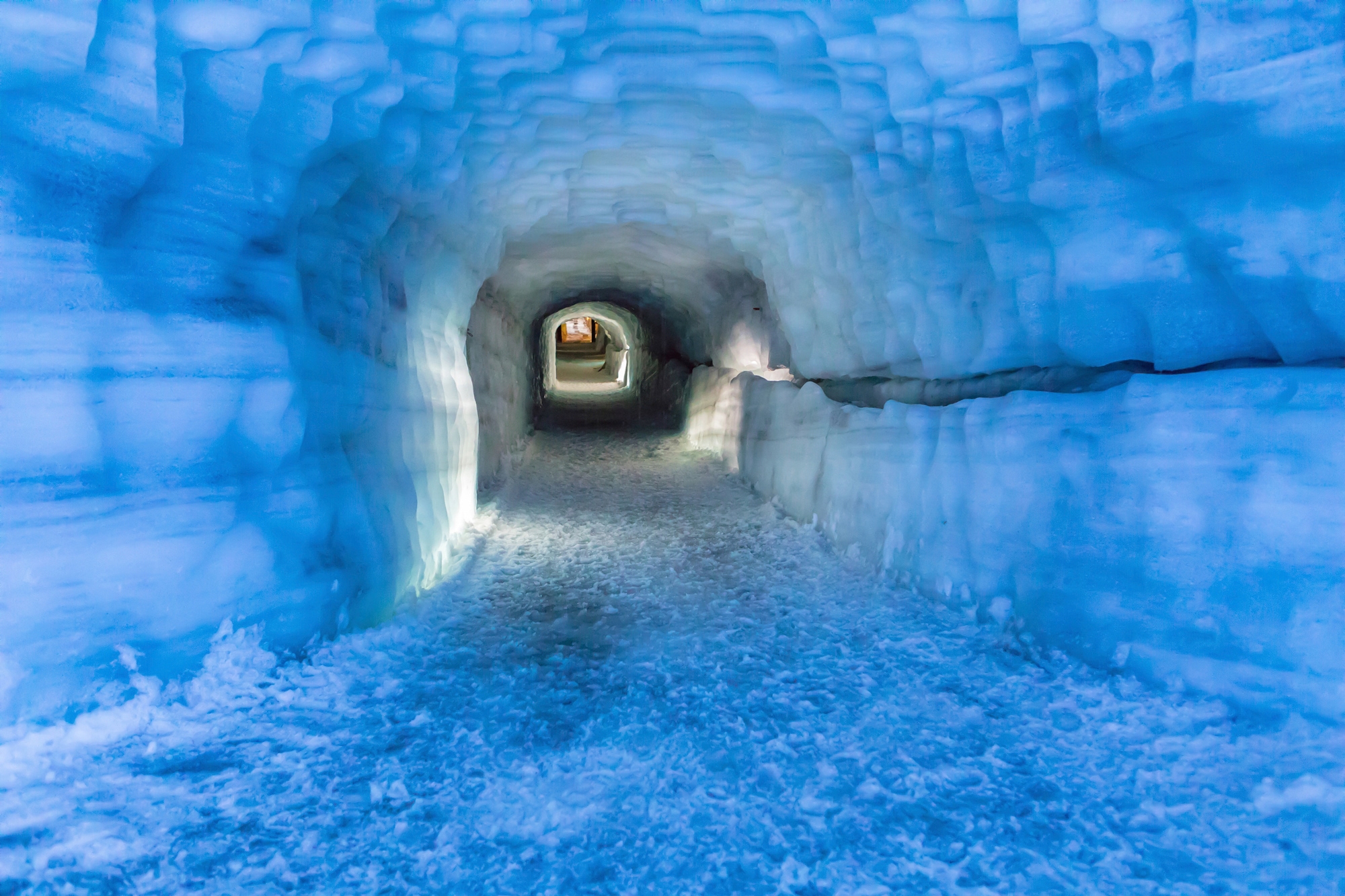 Papermoon Fototapete »GROTTE-TUNNEL EIS GLETSCHER HÖHLE ISLAND LANGJOKULL«