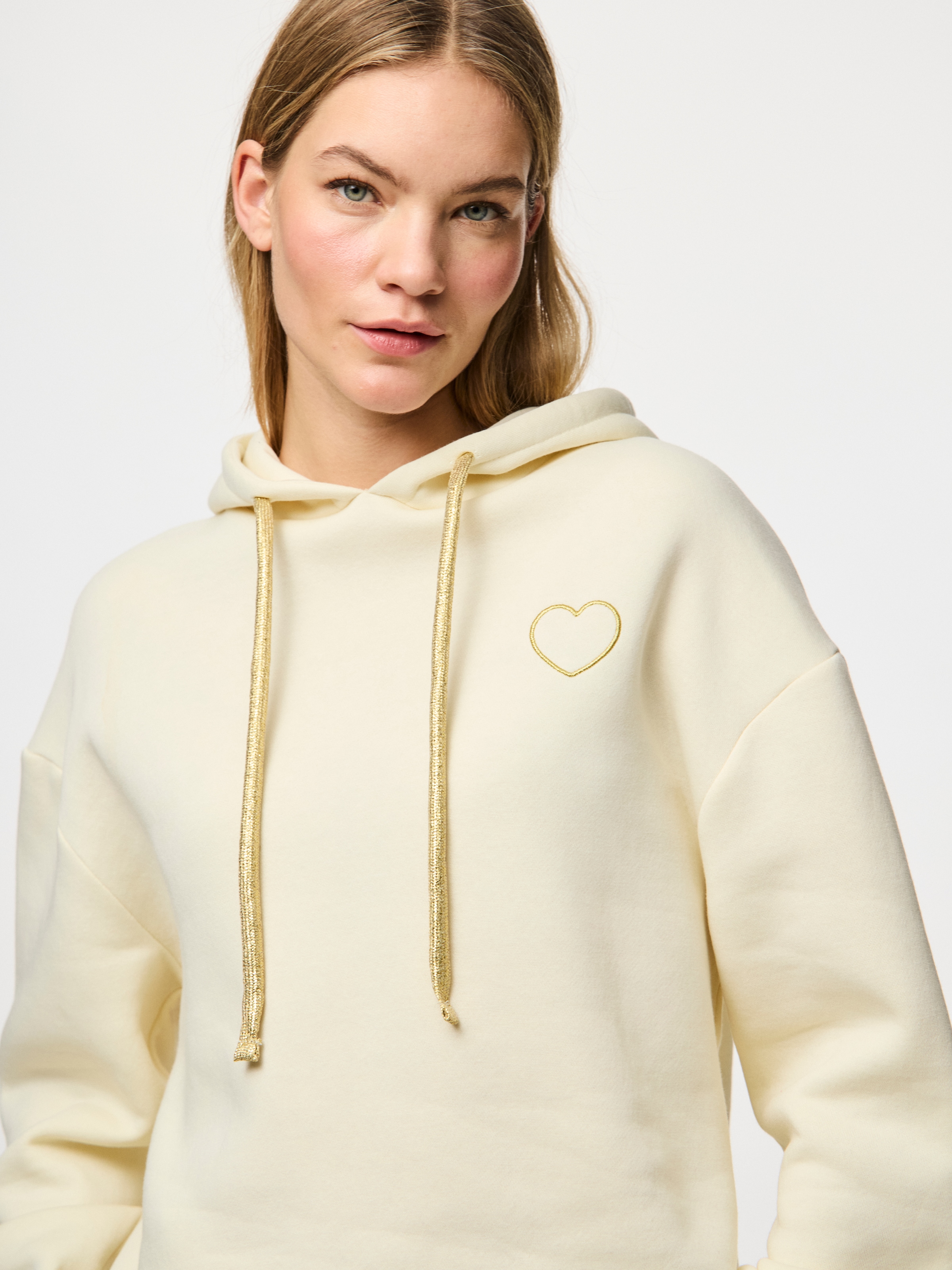 pieces Kapuzensweatshirt »PCCHILLI LS HEART HOODIE NOOS BC«