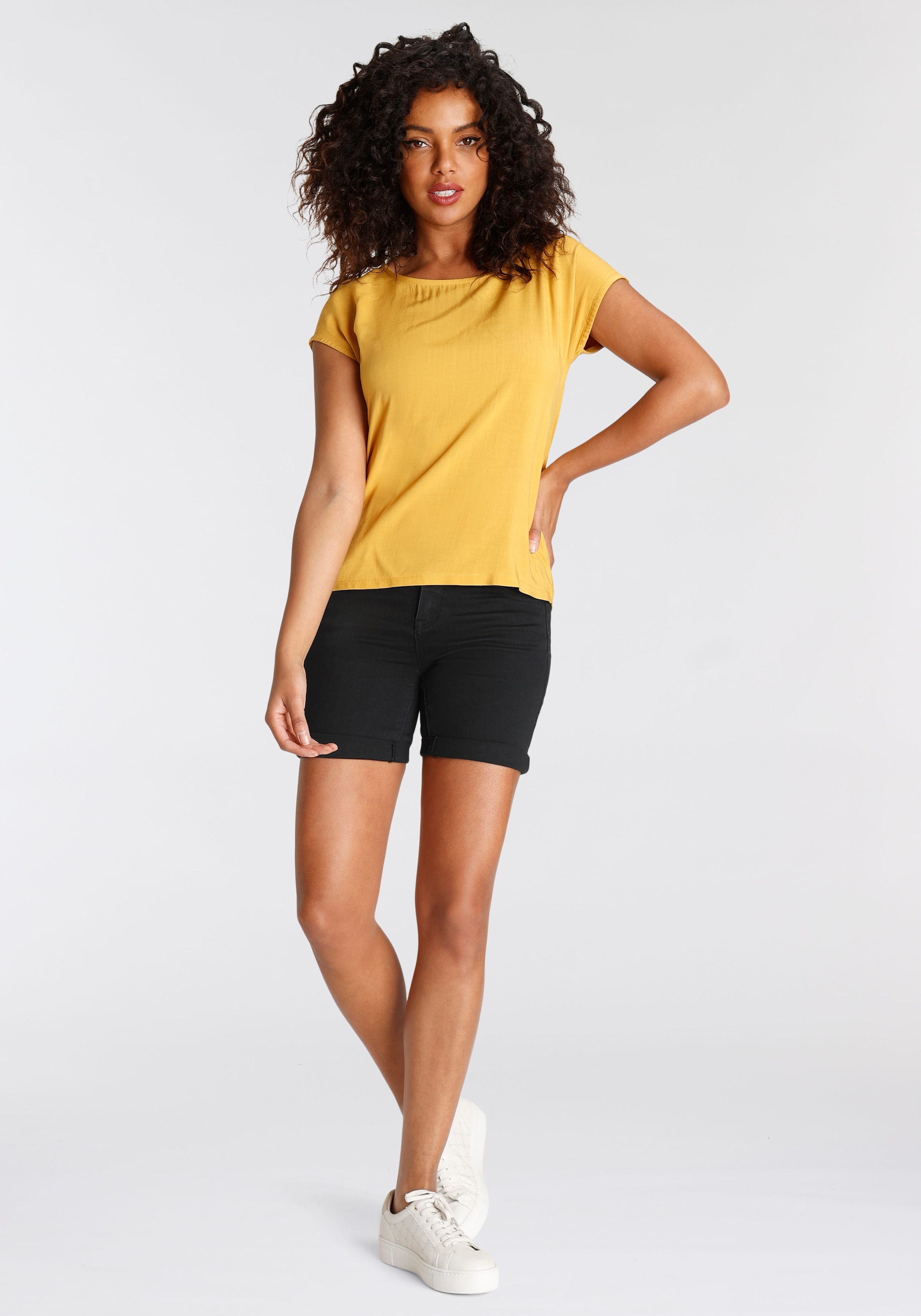 Arizona Jeansshorts »Ultra-Stretch«, extra eng geschnitten, krempelbare Beinabschlüsse