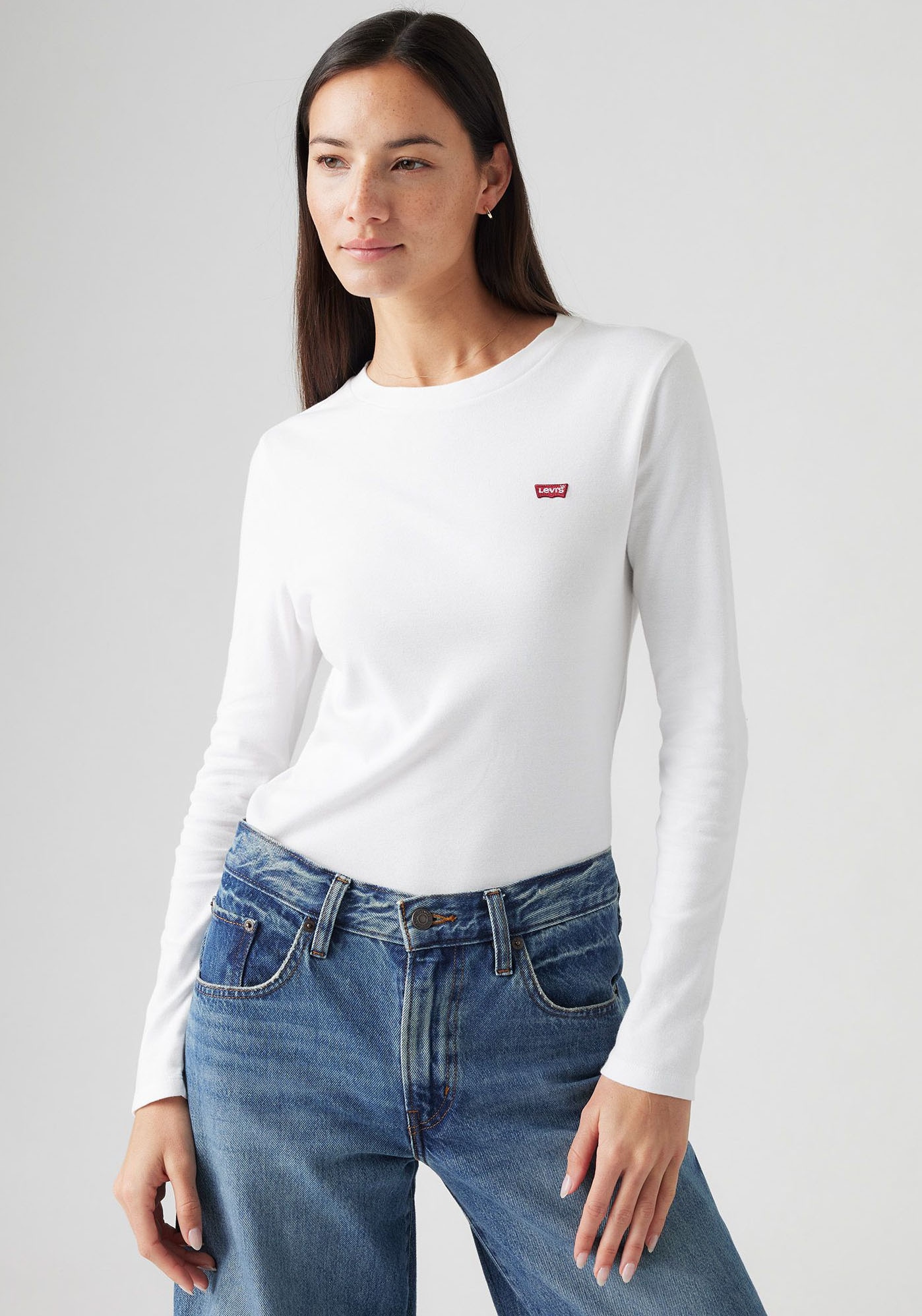 Levi's® Langarmshirt »ESSENTIAL HM LS TEE«, mit Logo Stickerei